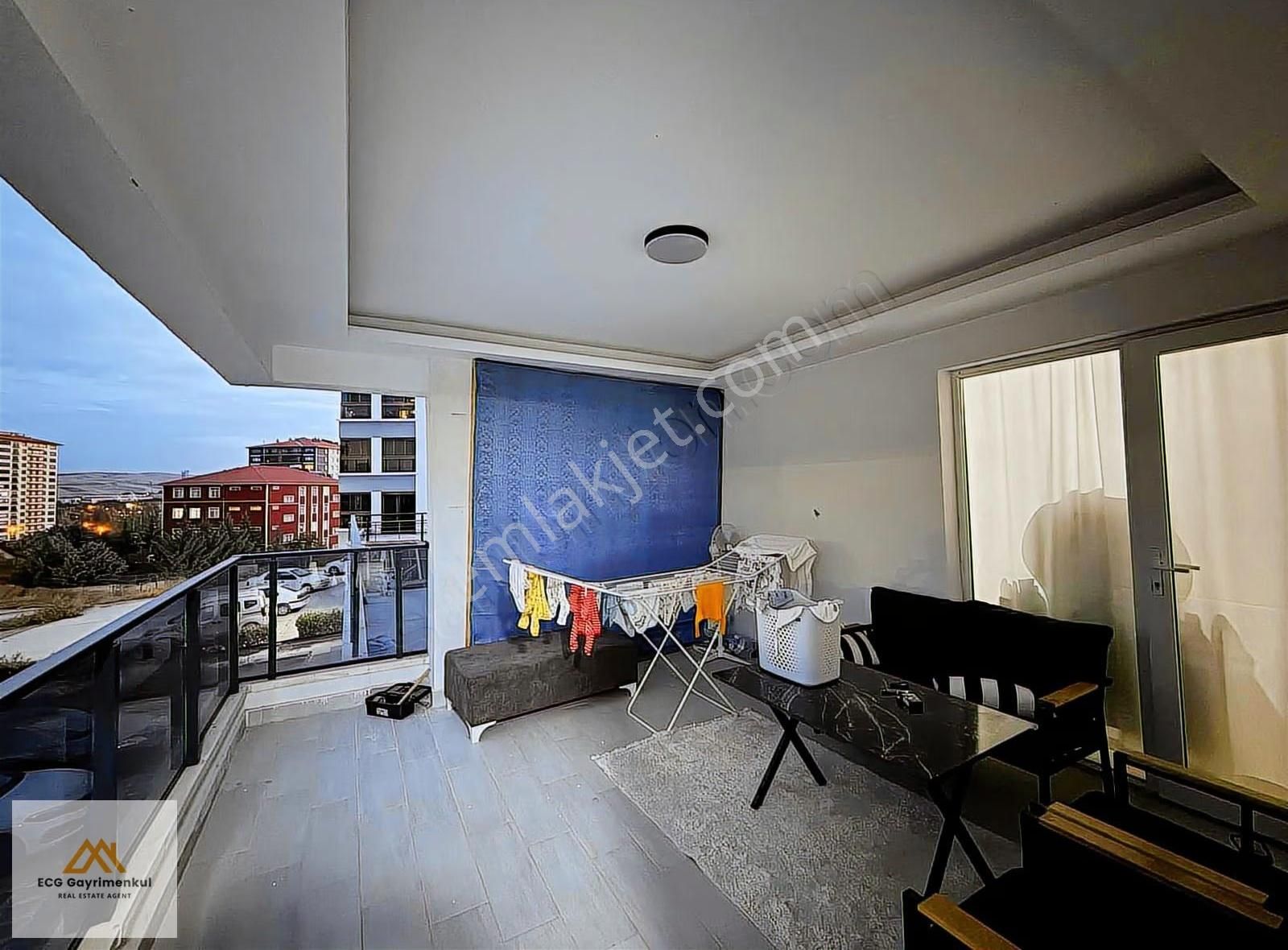 Ecg'den; Sıfır Sitede Çok Geniş Teras Balkonlu Süper Uygun Daire - Görsel 13