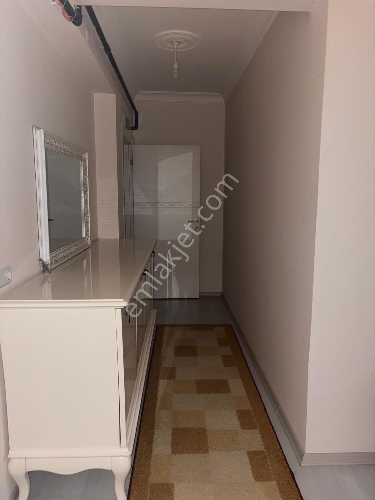 Hisar Mahallesinde Eşyalı Kiralık Daire Enes Emlaktan - Görsel 5