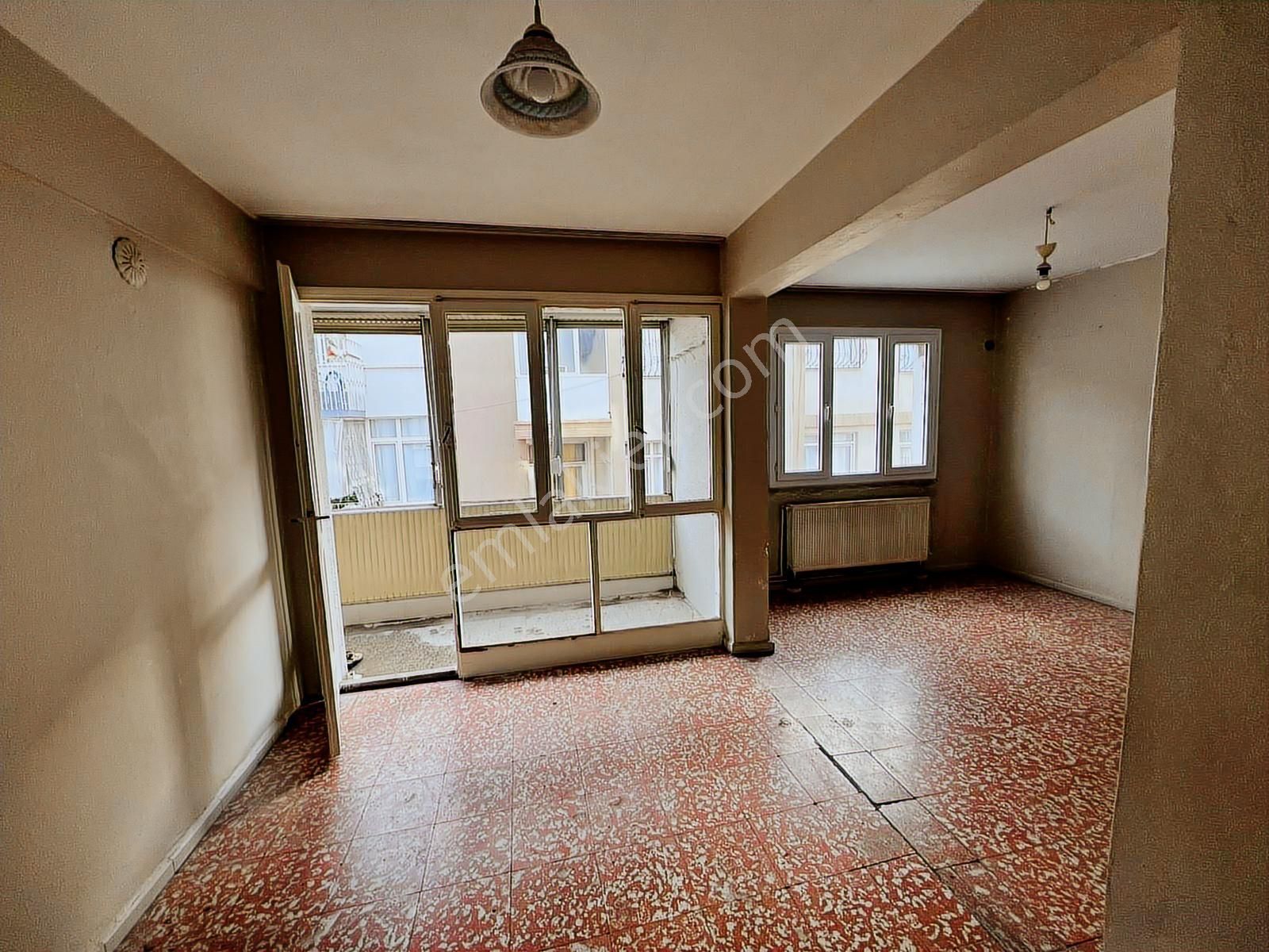 Necatibey Okulu Yanında Arakat Satılık Daire - Görsel 20