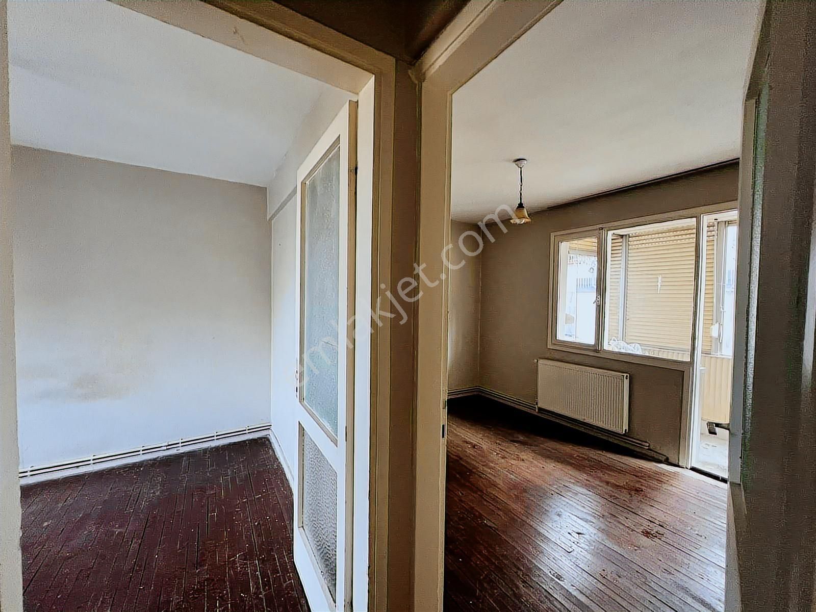 Necatibey Okulu Yanında Arakat Satılık Daire - Görsel 21