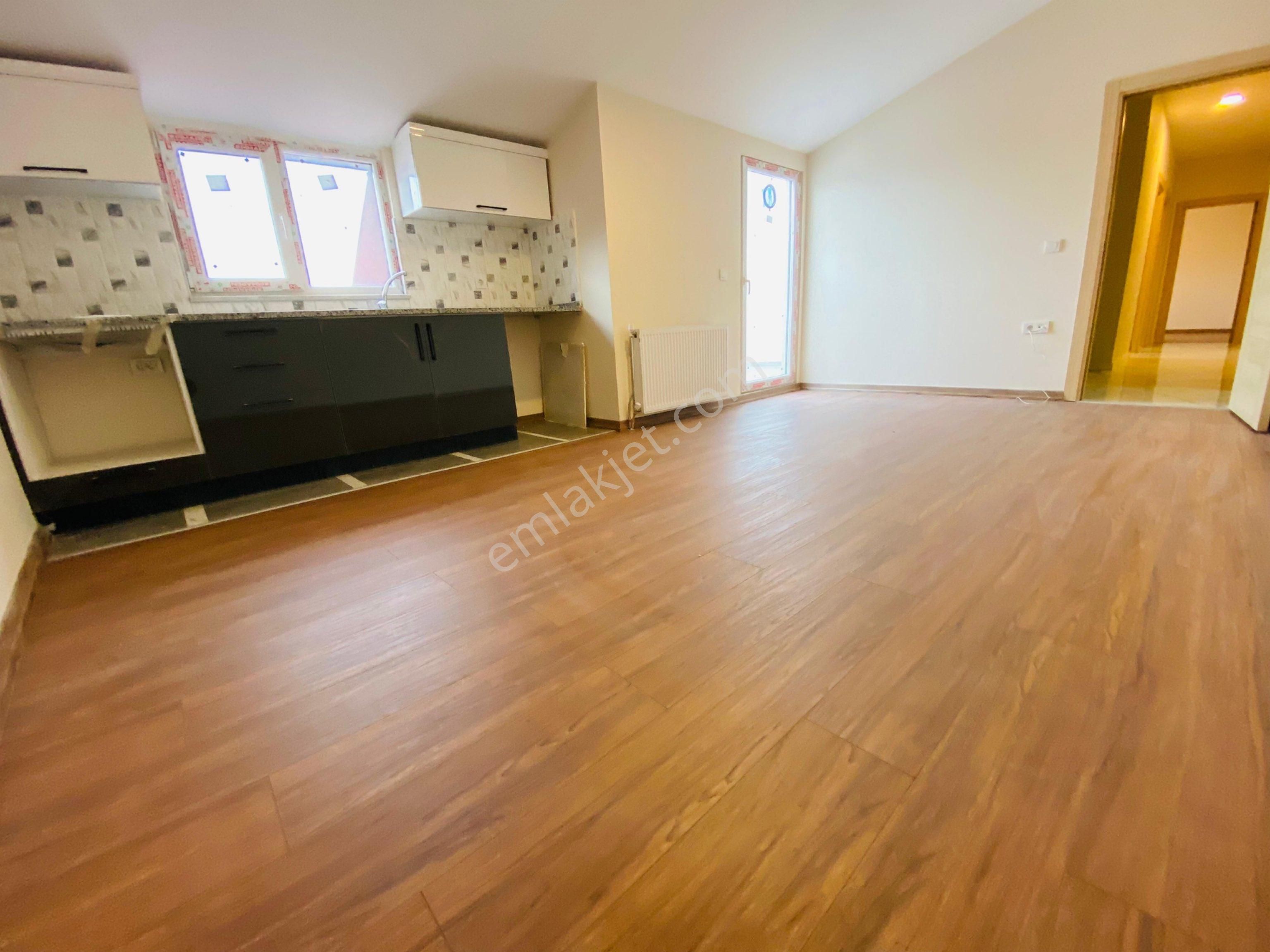 Adil Mah.satılık 5+2 İmarlı İskanlı Üst Dublexs Daire - Görsel 24