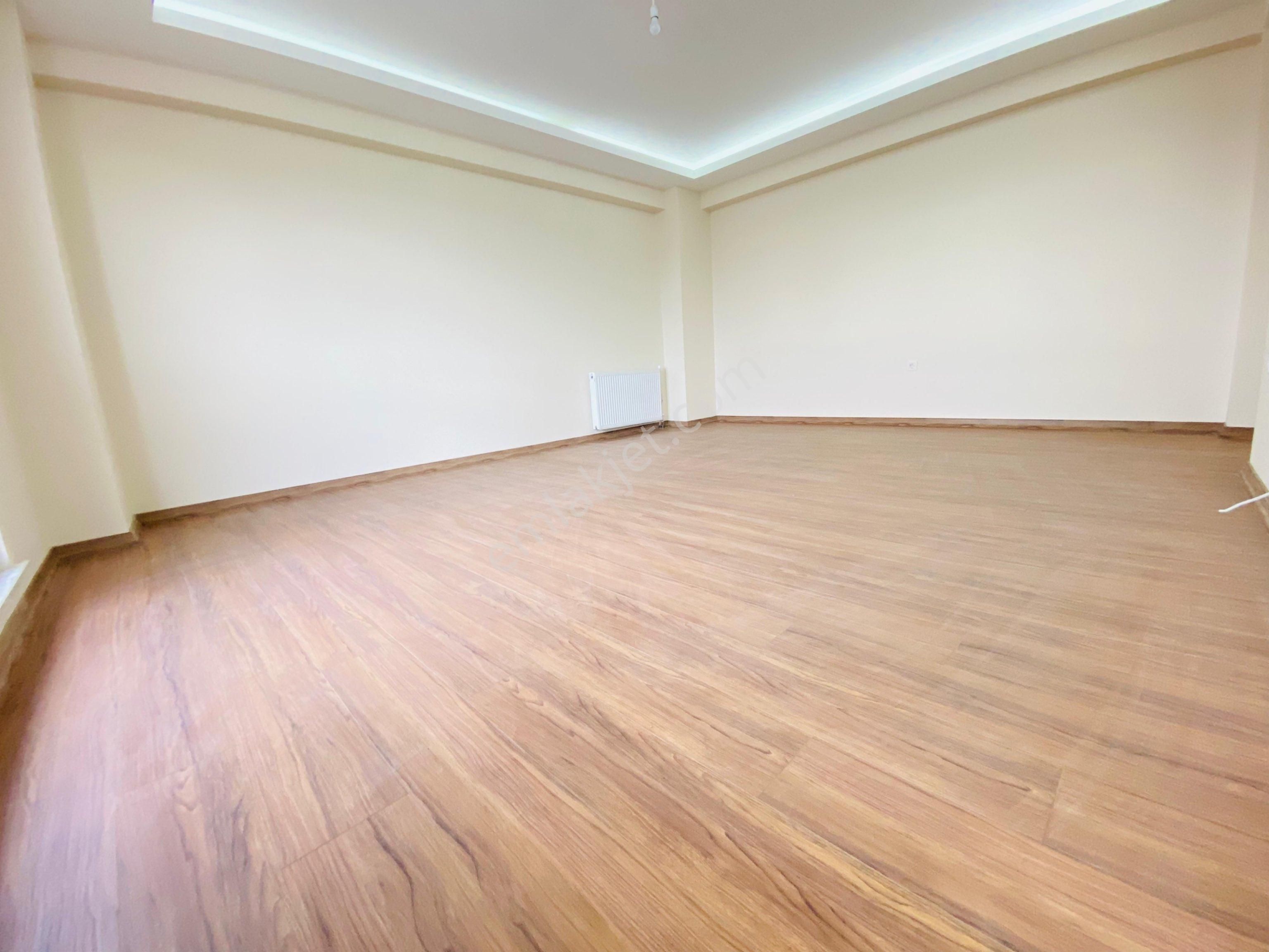 Adil Mah.satılık 5+2 İmarlı İskanlı Üst Dublexs Daire - Görsel 9