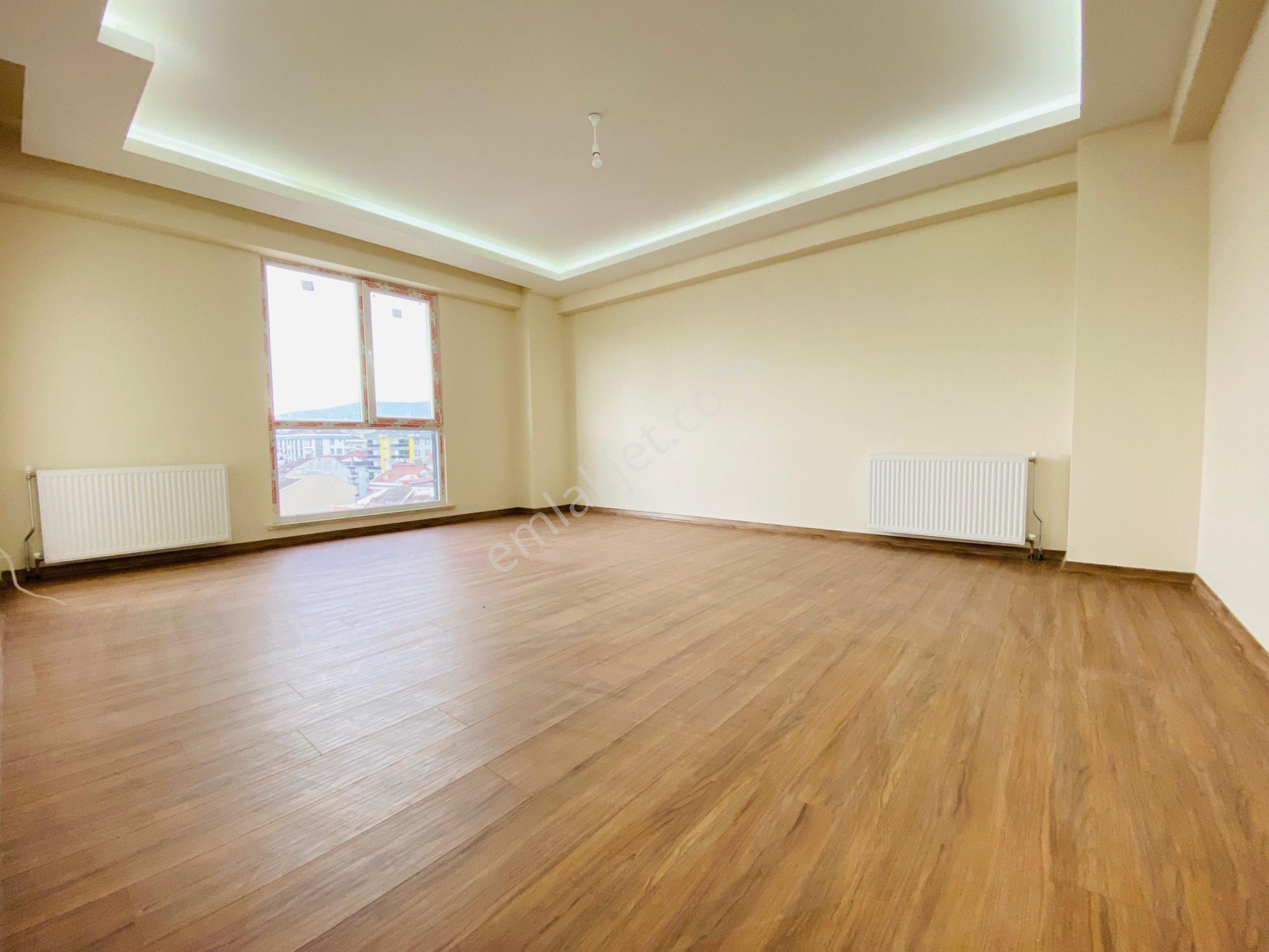 Adil Mah.satılık 5+2 İmarlı İskanlı Üst Dublexs Daire - Görsel 6