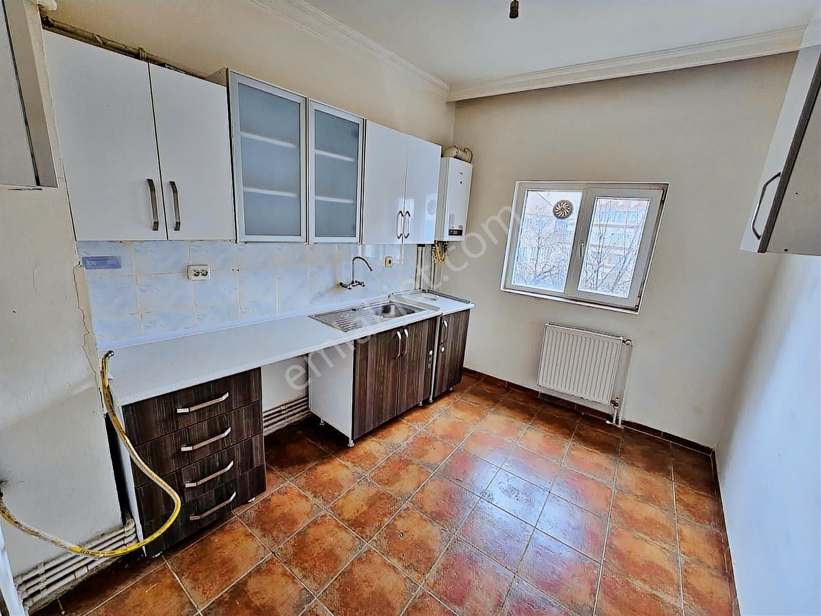 30 Ağustos'ta Önü Açık Krediye Uygun Park Manzaralı 2+1 Daire - Görsel 2