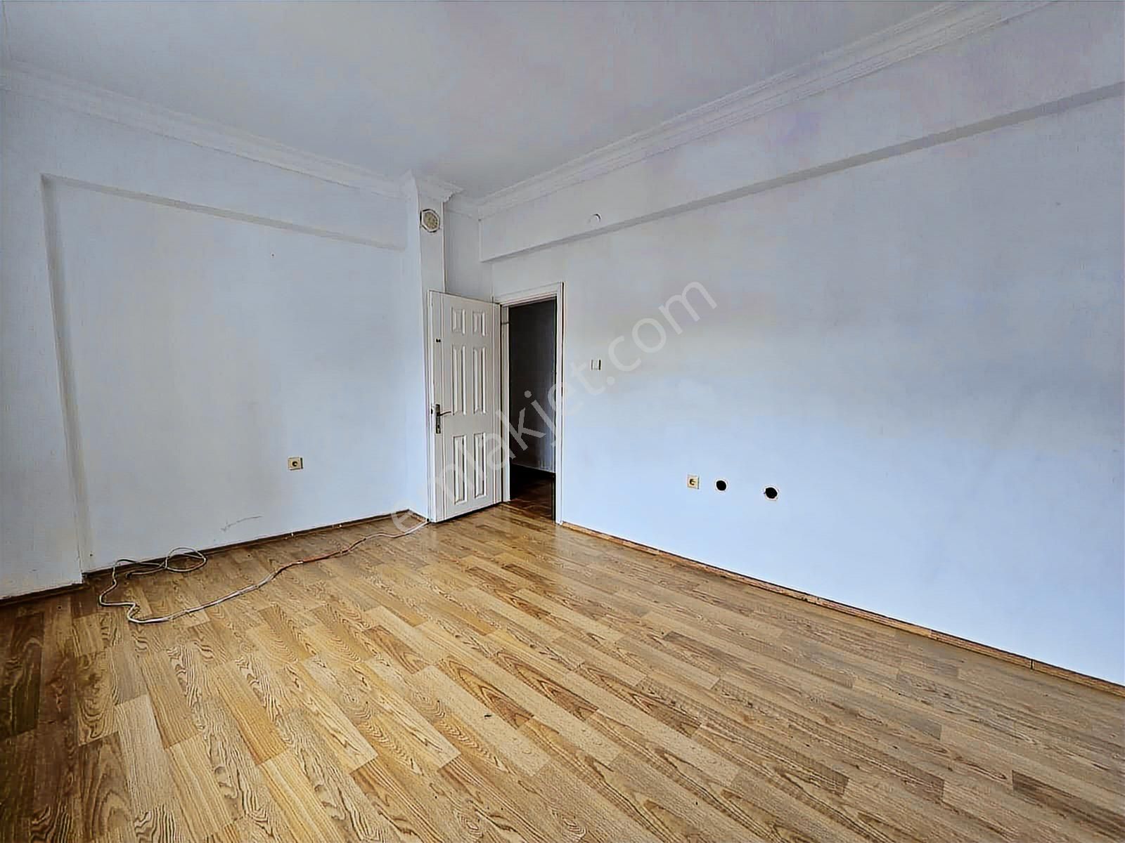 30 Ağustos'ta Önü Açık Krediye Uygun Park Manzaralı 2+1 Daire - Görsel 8