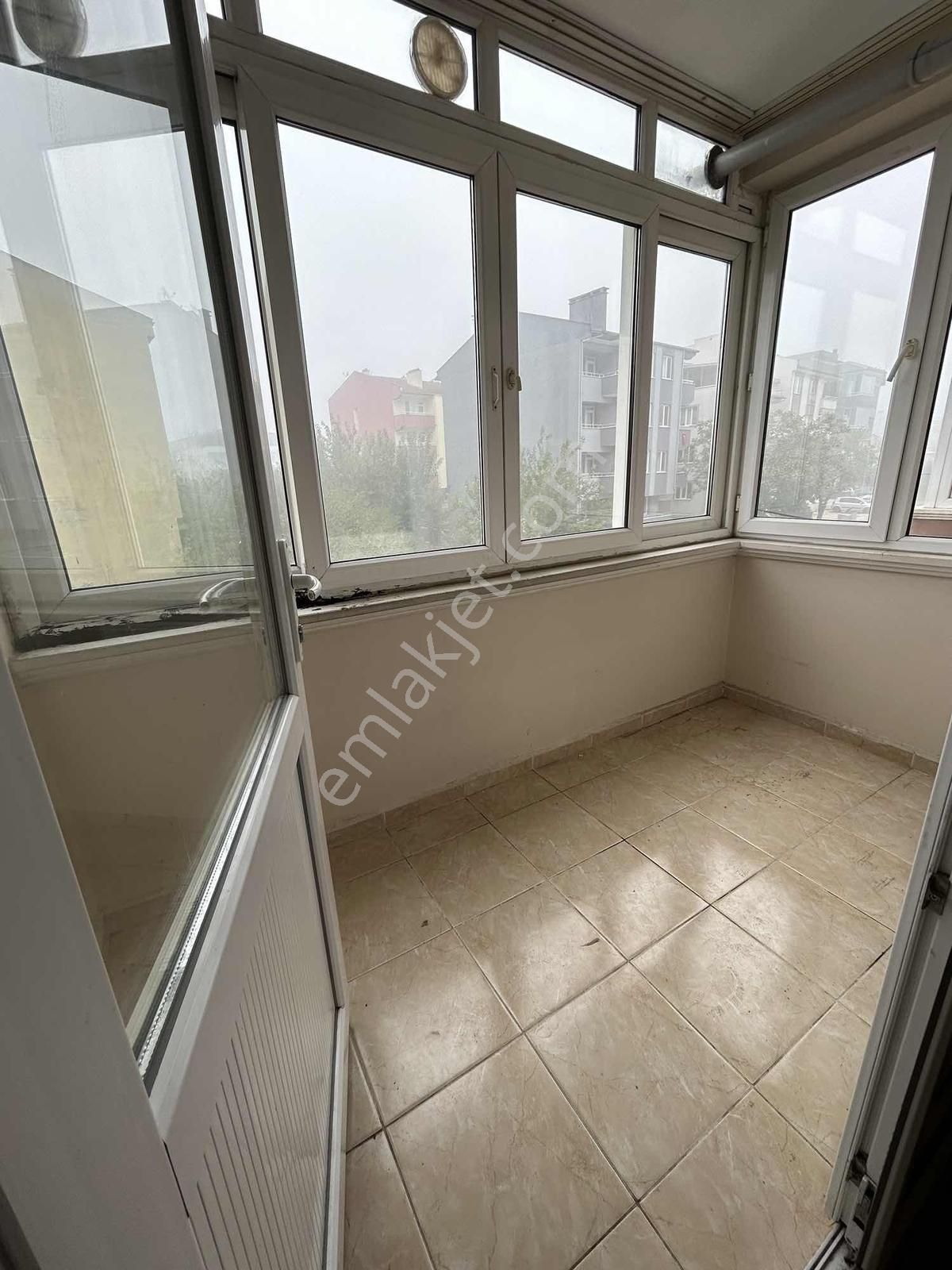 Plevne Mahallesinde Kiralık 3+1 Daire - Görsel 22