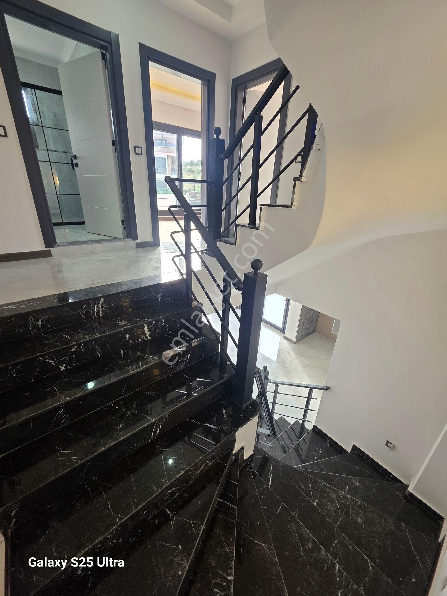 🏡 Aydın Didim Hisar Mahallesinde Satılık Park Cepheli Tripleks Villa 🏡 - Görsel 13