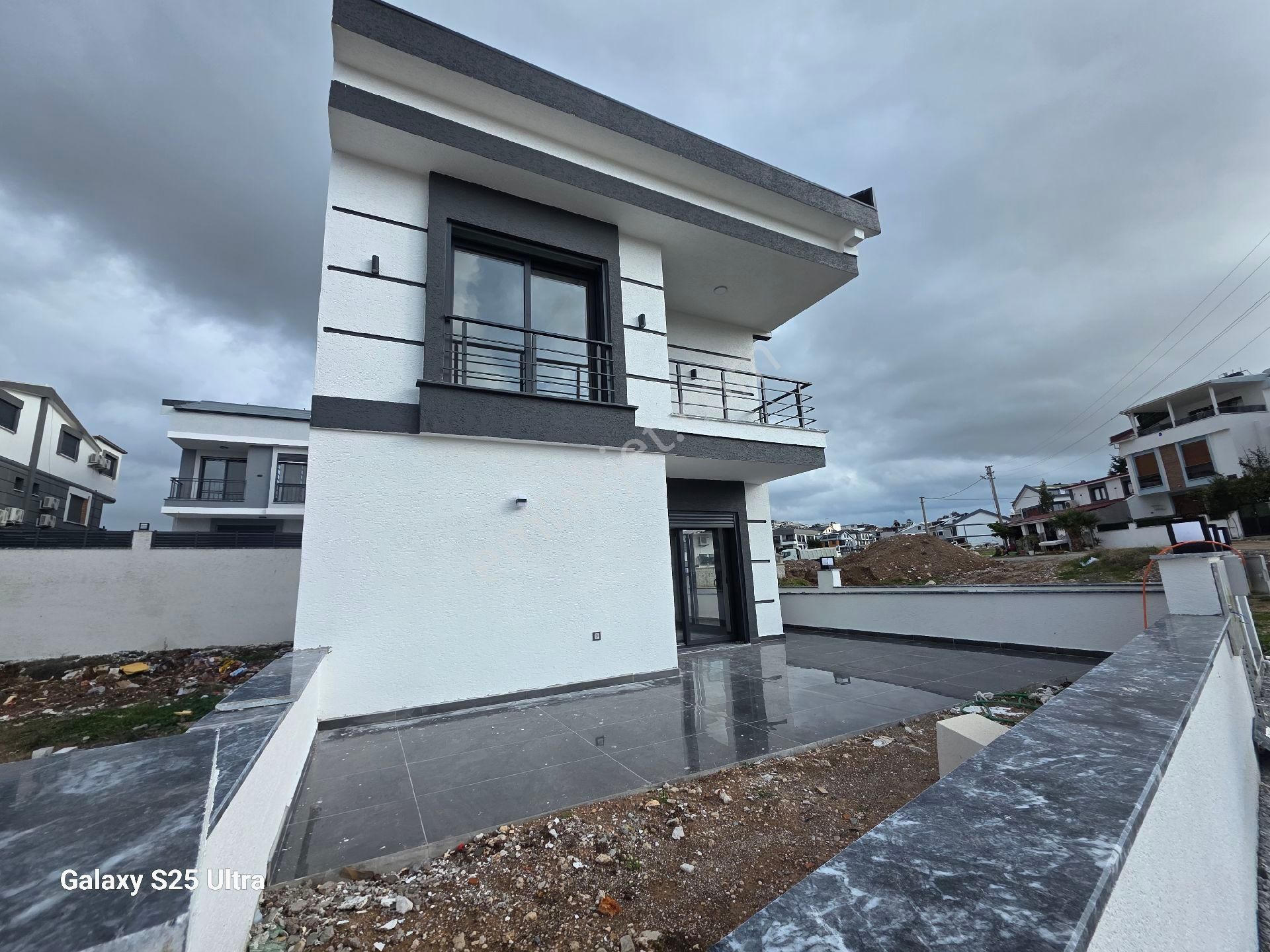 🏡 Aydın Didim Hisar Mahallesinde Satılık Park Cepheli Tripleks Villa 🏡