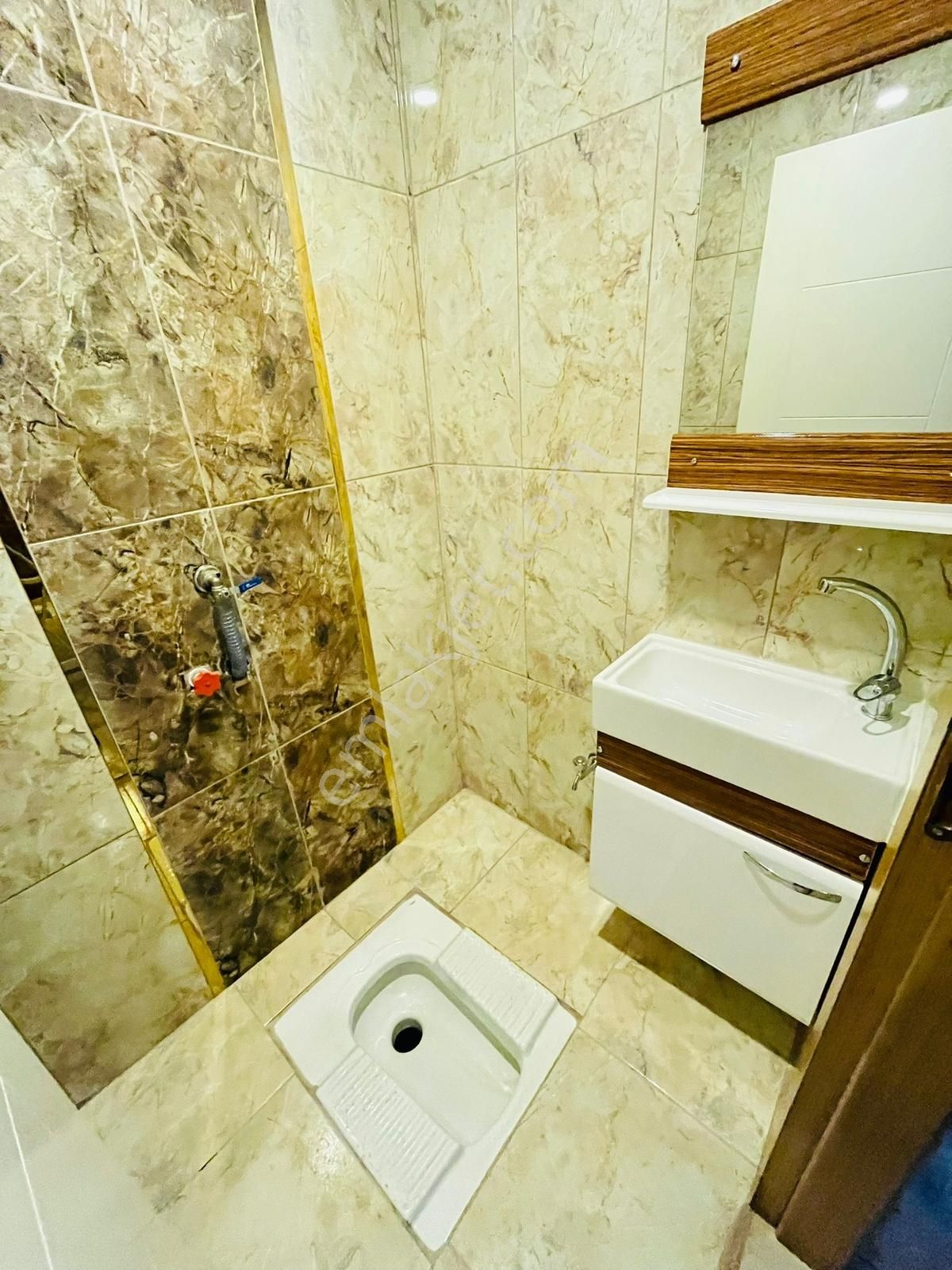 Valentia'dan Yerden Isıtmalı Ara Katta Kiralık 3+1 Daire !!! - Görsel 35
