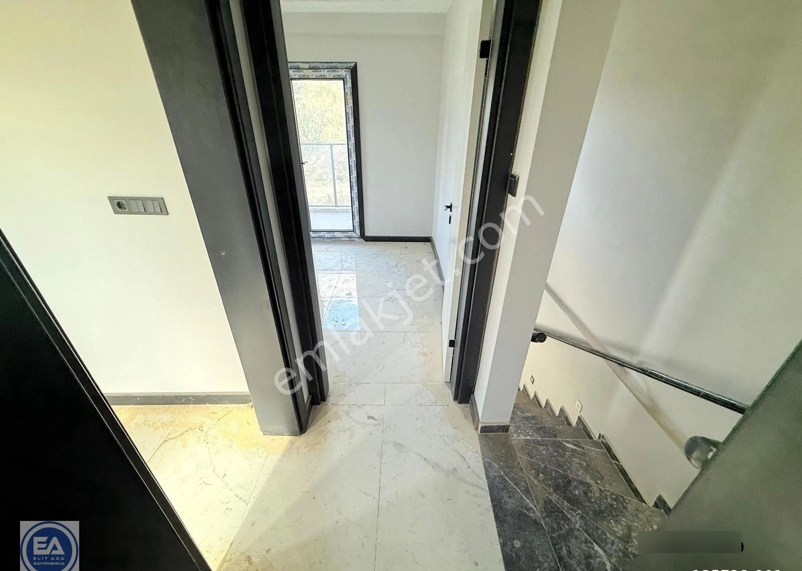 Kuşadası'nda İki Adet Kelepir Villa - Görsel 16