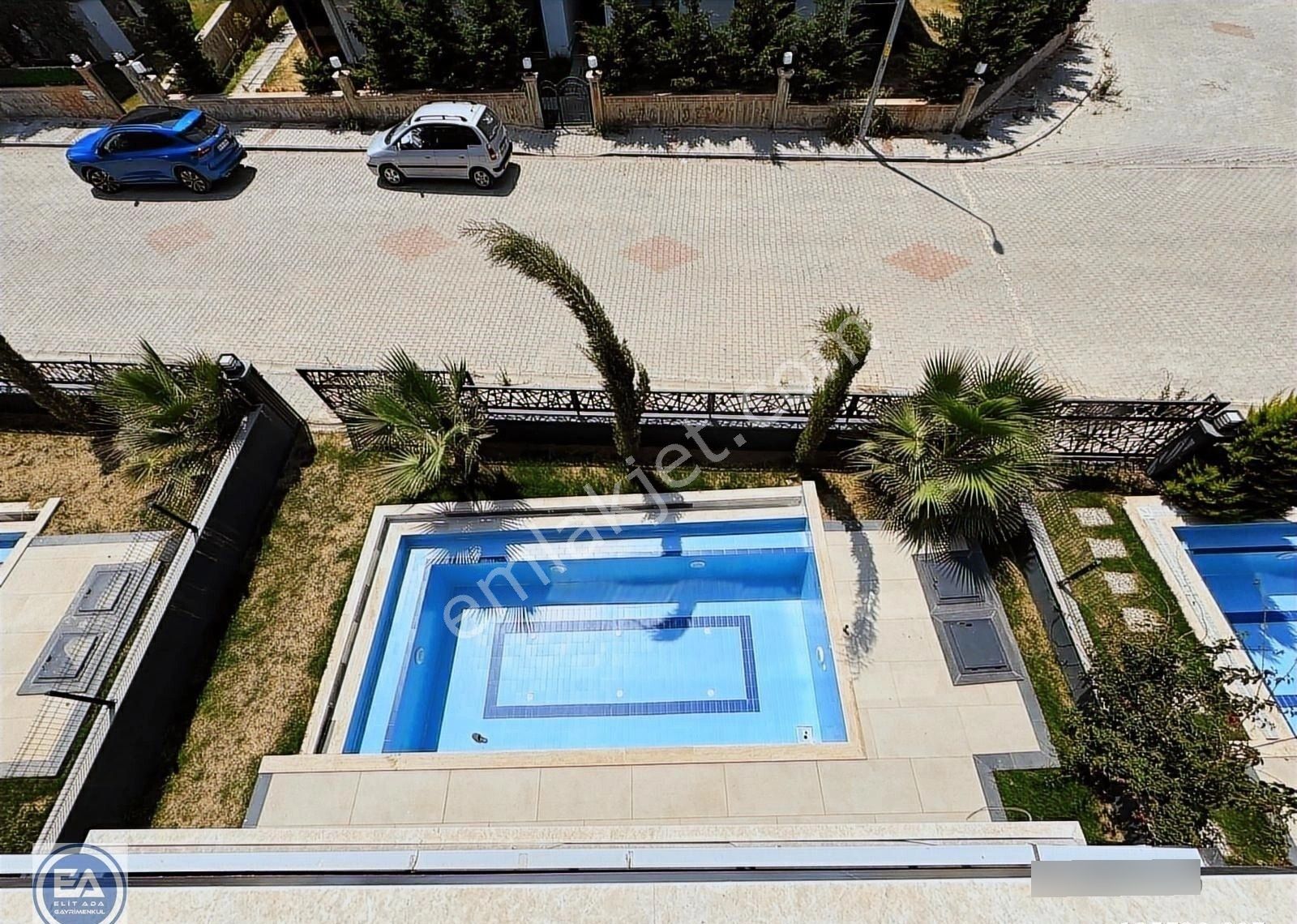 Kuşadası Davutlar'da 5+1 Özel Havuzlu Müstakil Sıfır Satılık - Görsel 3