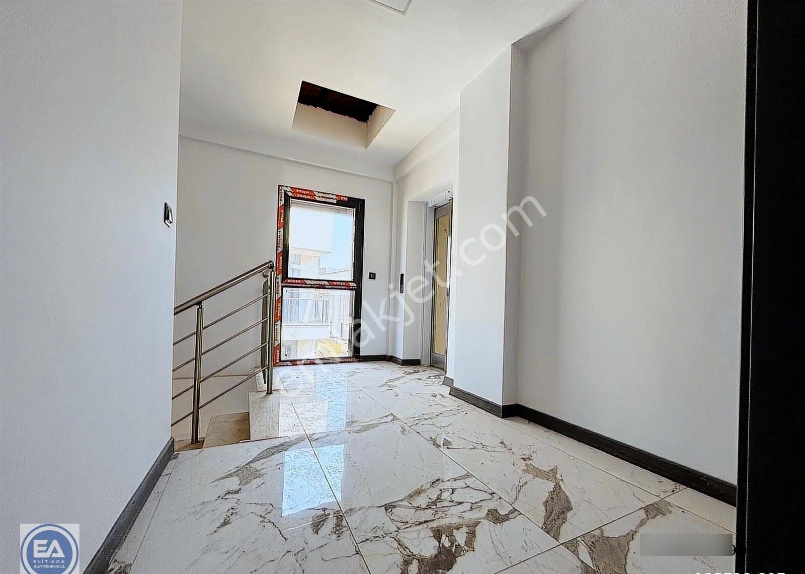 Kuşadası Davutlar'da 5+1 Özel Havuzlu Müstakil Sıfır Satılık - Görsel 12