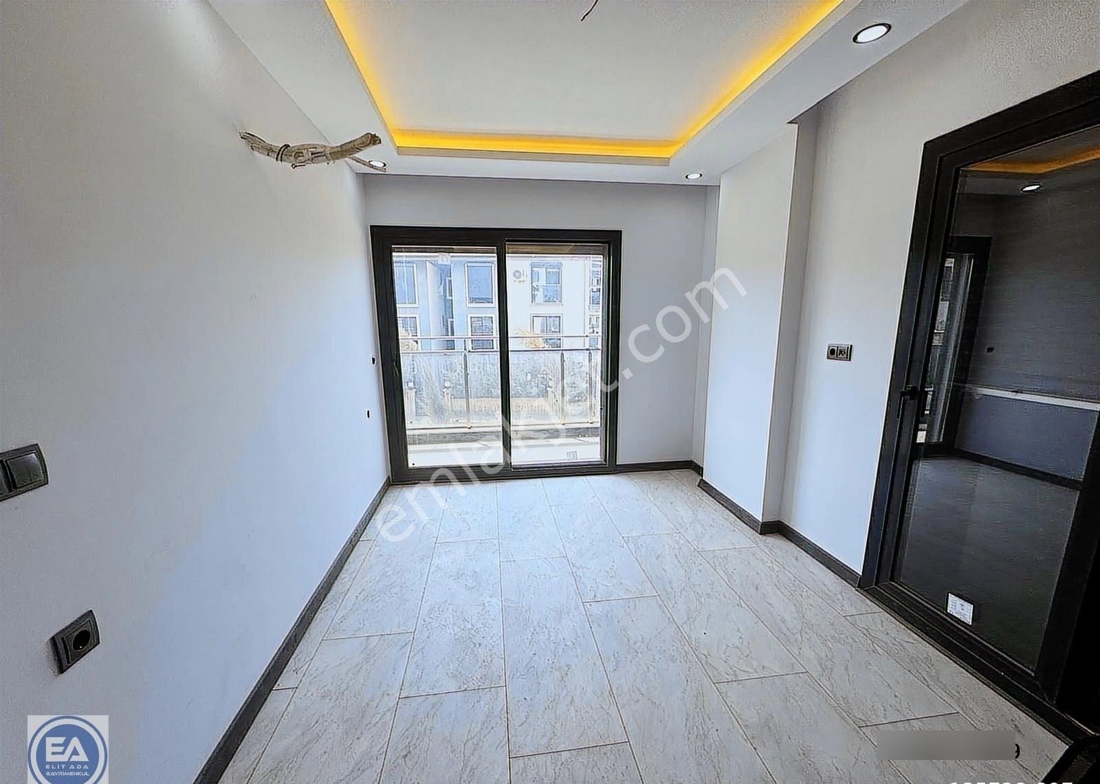 Kuşadası Davutlar'da 5+1 Özel Havuzlu Müstakil Sıfır Satılık - Görsel 28