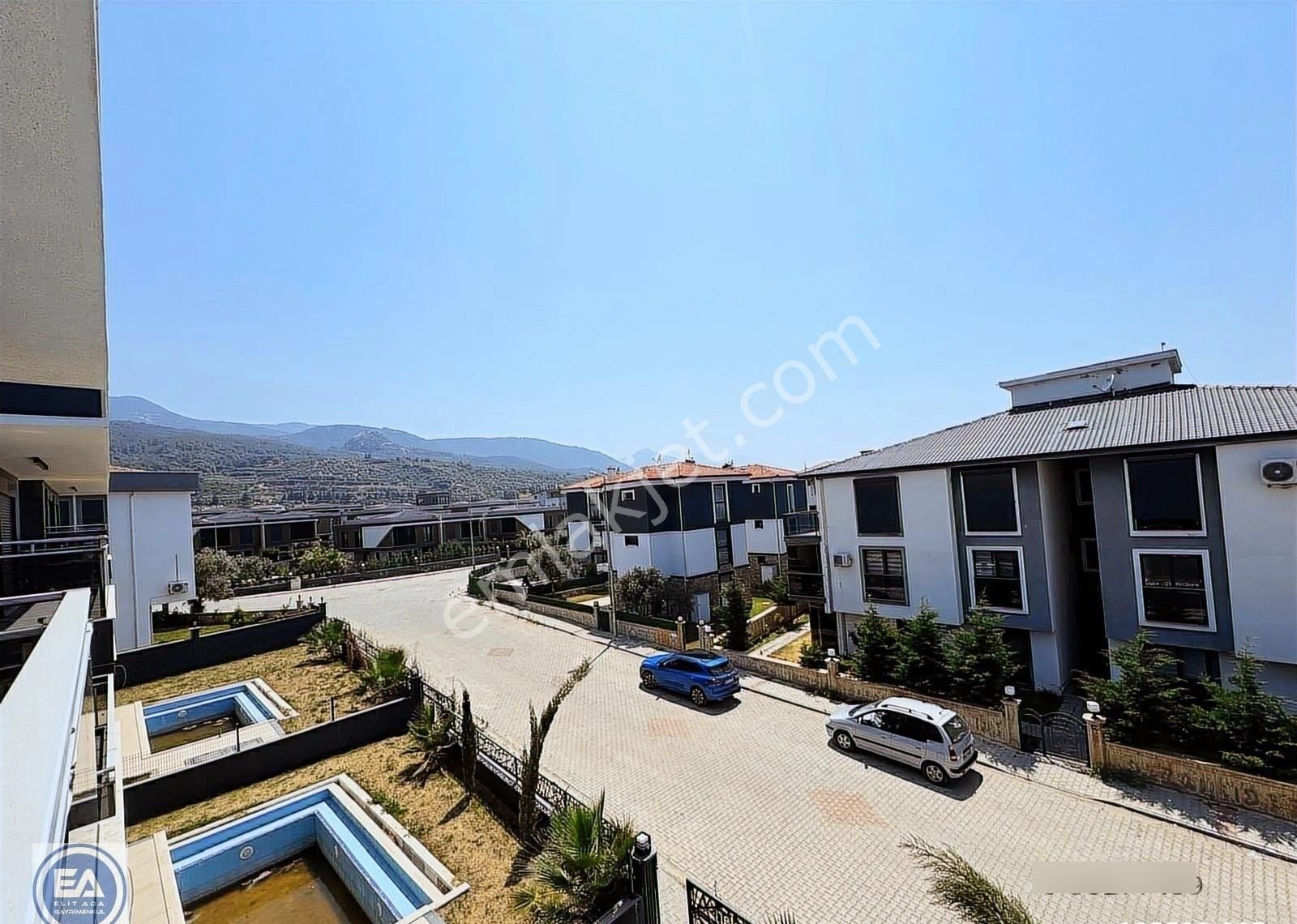 Kuşadası Davutlar'da 5+1 Özel Havuzlu Müstakil Sıfır Satılık - Görsel 13