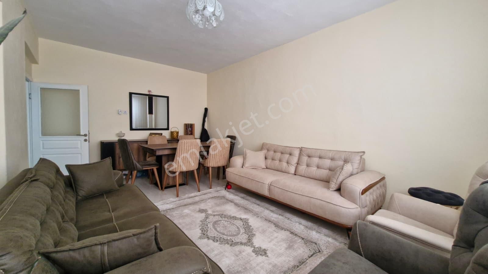 Kocatepe Mahallesi Kombili Ara Kat 3+1 Satılık Daire - Görsel 9