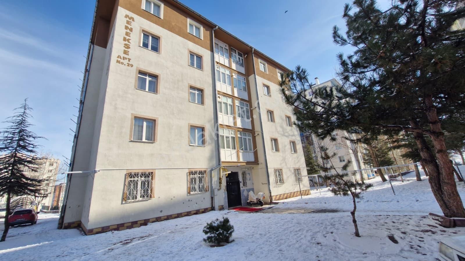 Kocatepe Mahallesi Kombili Ara Kat 3+1 Satılık Daire