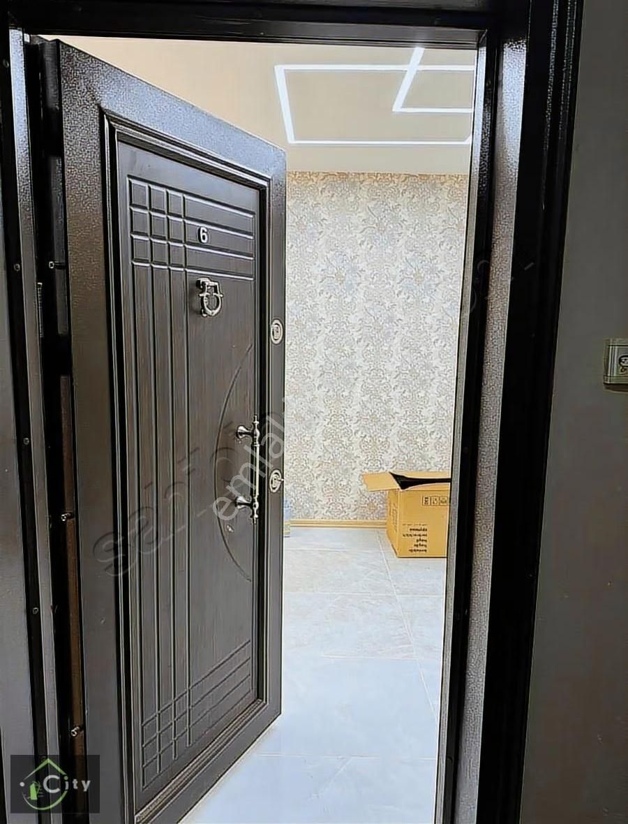 Findikzada Satılık Boş Daire Full Yapılıdi 2+1 1 Kat - Görsel 9