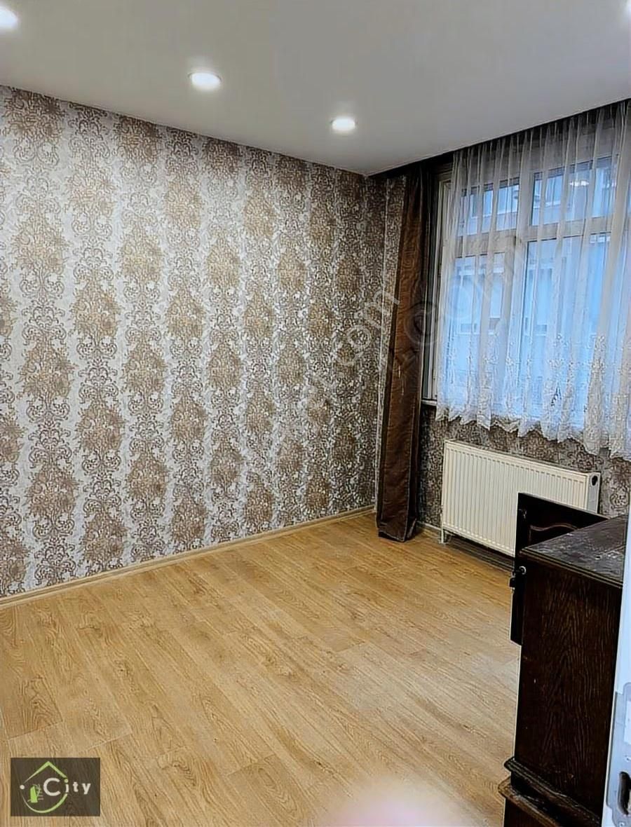 Findikzada Satılık Boş Daire Full Yapılıdi 2+1 1 Kat - Görsel 3