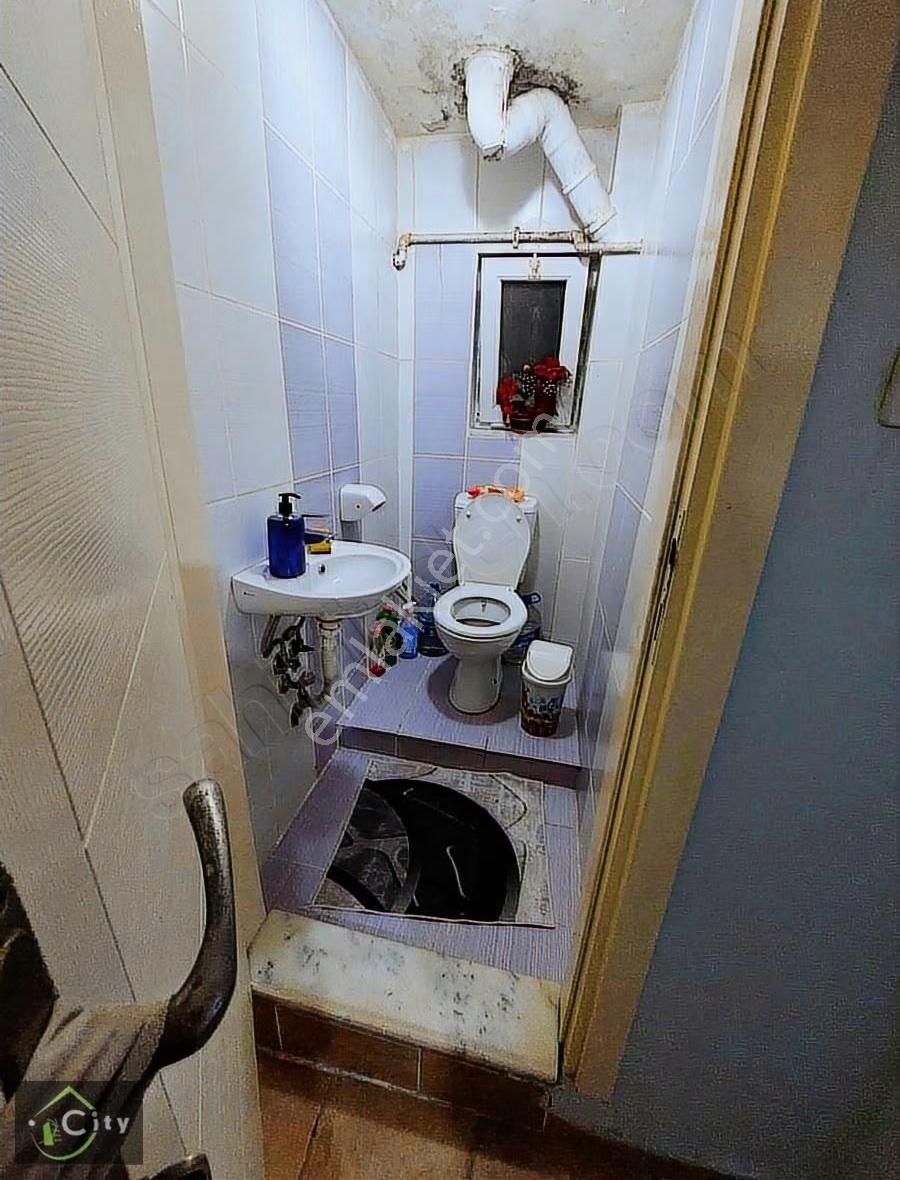 Kizelma Cadsi Üzerine Satılık Y.bodroum 3+1 - Görsel 3