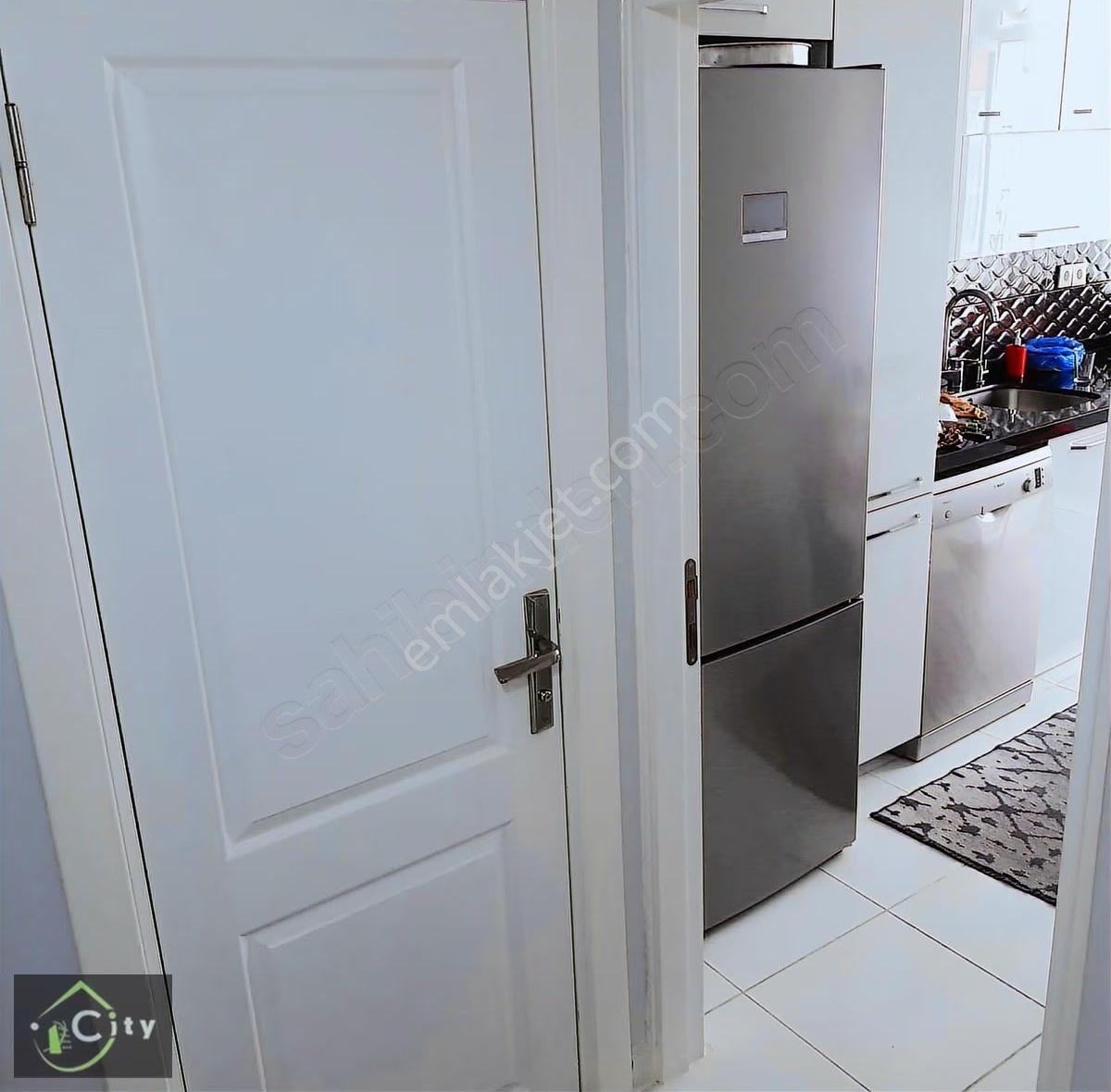 Şehremini Mah 2+1 ...85. M2 .1. Ara Kat Daire - Görsel 3