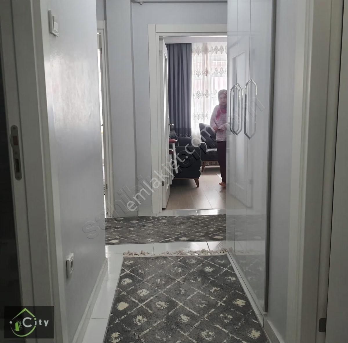 Şehremini Mah 2+1 ...85. M2 .1. Ara Kat Daire - Görsel 12