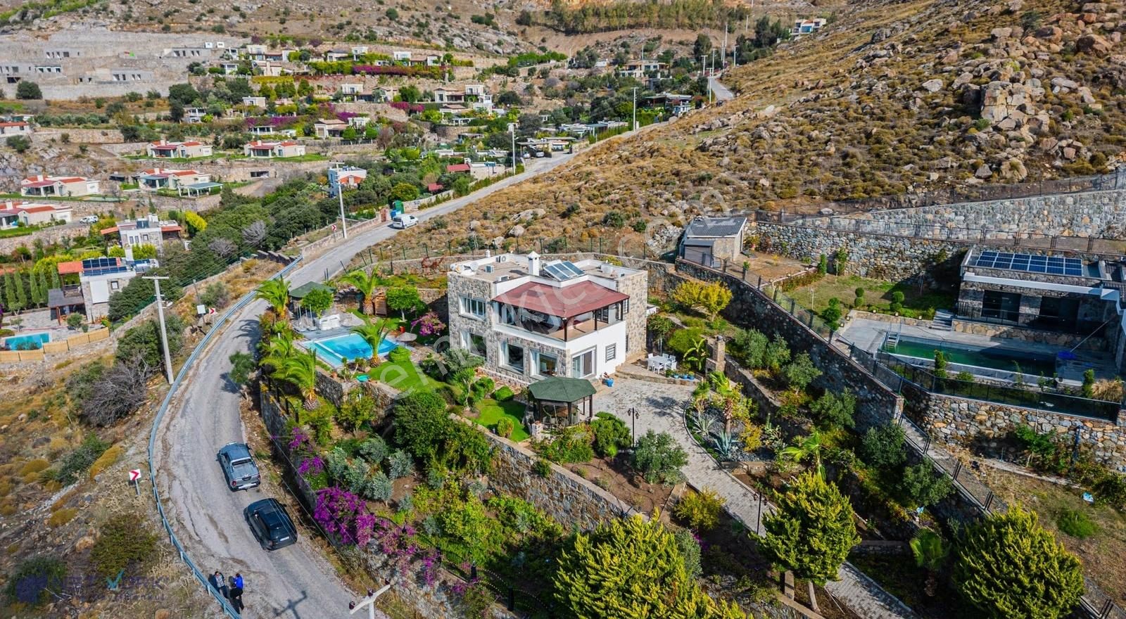 Bodrum Gümüşlük'te 1625m2 Arsa İçerisinde Deniz Manzaralı Villa - Görsel 7