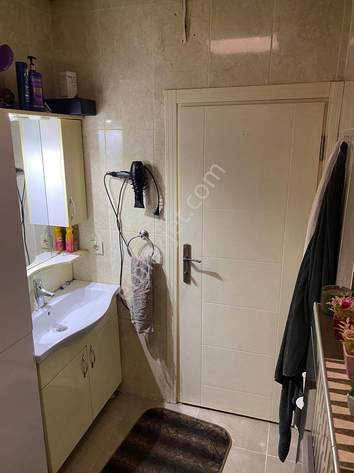 Bayrampaşa Muratpaşa 2+1 Bahçe Katı 10 Yıllık Asansörlü Krediye Uygun Asansörlü - Görsel 10