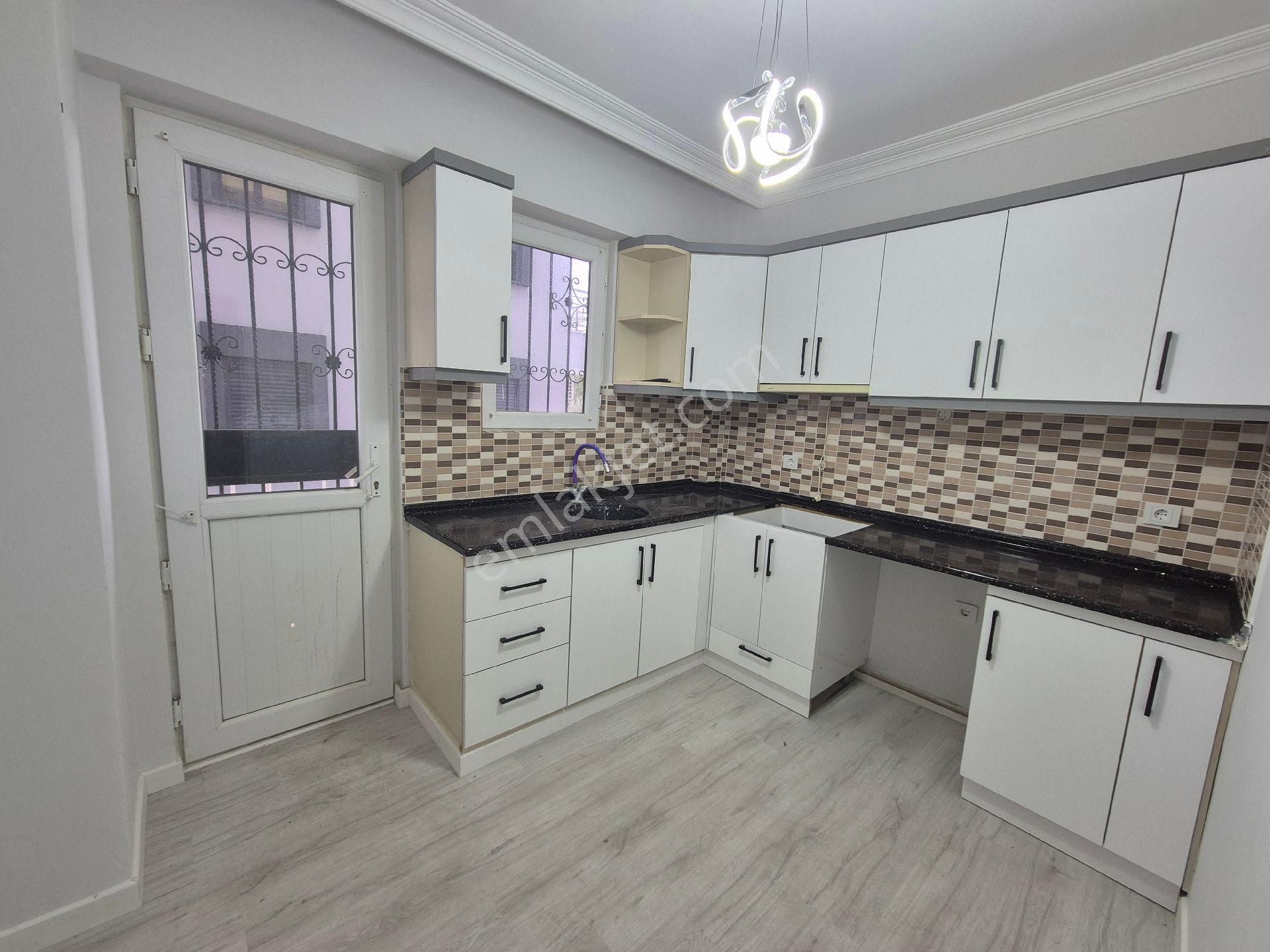 Dıdım De Satılık 2 + 1 Daıre Ayrı Mutfaklı - Görsel 8