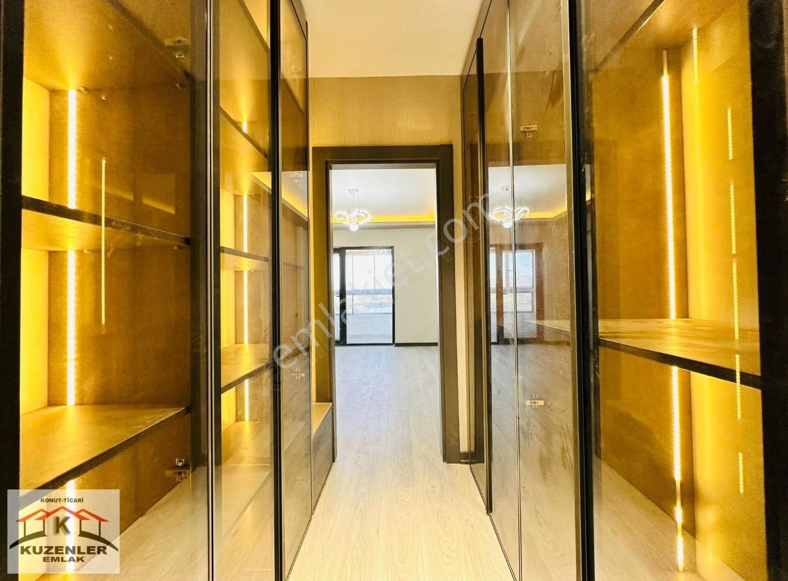 Kuzenler Emlak'tn Havaalanı Yolunda Site İçinde 13 Kat Lüks Dair - Görsel 4