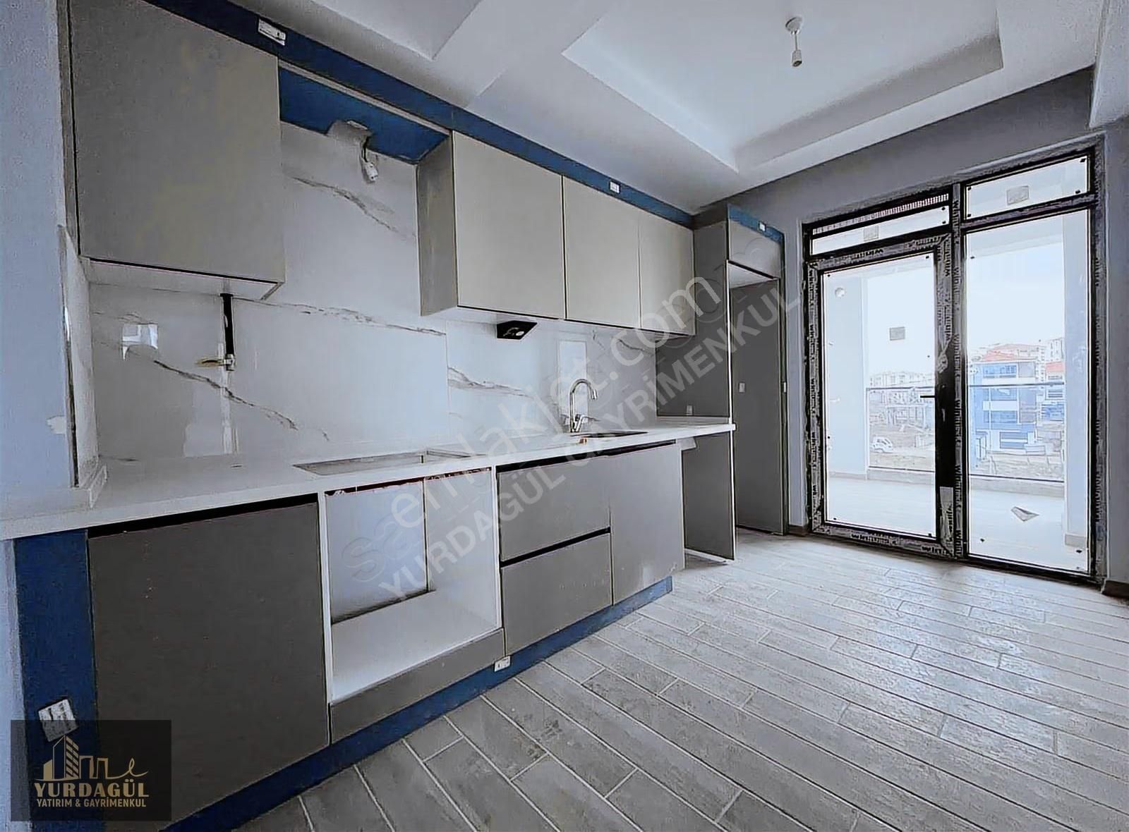 Yurdagül Yatırım'dan 71 Evler Gölyaka Sk.'da 2+0 2.kat Lüx Daire