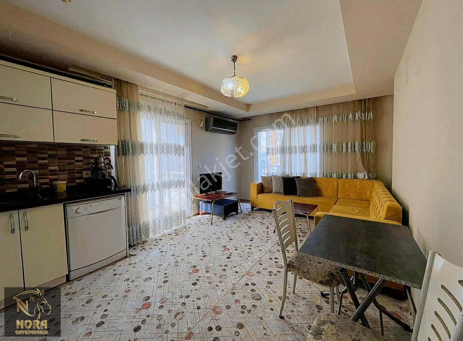 Nora Dan Üni Cad. 1+1 Doğalgazlı Ve Geniş Oturumu Daire - Görsel 19
