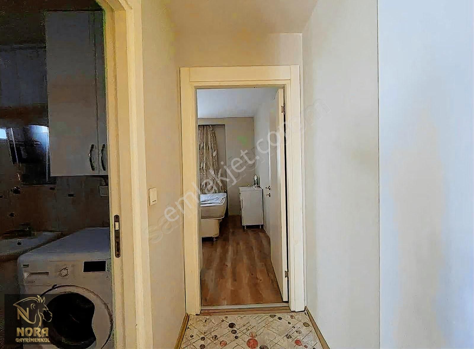 Nora Dan Üni Cad. 1+1 Doğalgazlı Ve Geniş Oturumu Daire - Görsel 4