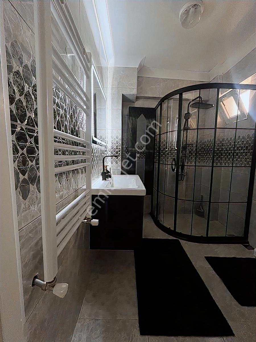Ay Emlaktan Ordu Caddesinde Eşyalı Olarak Satılık 2+1 Daire - Görsel 13