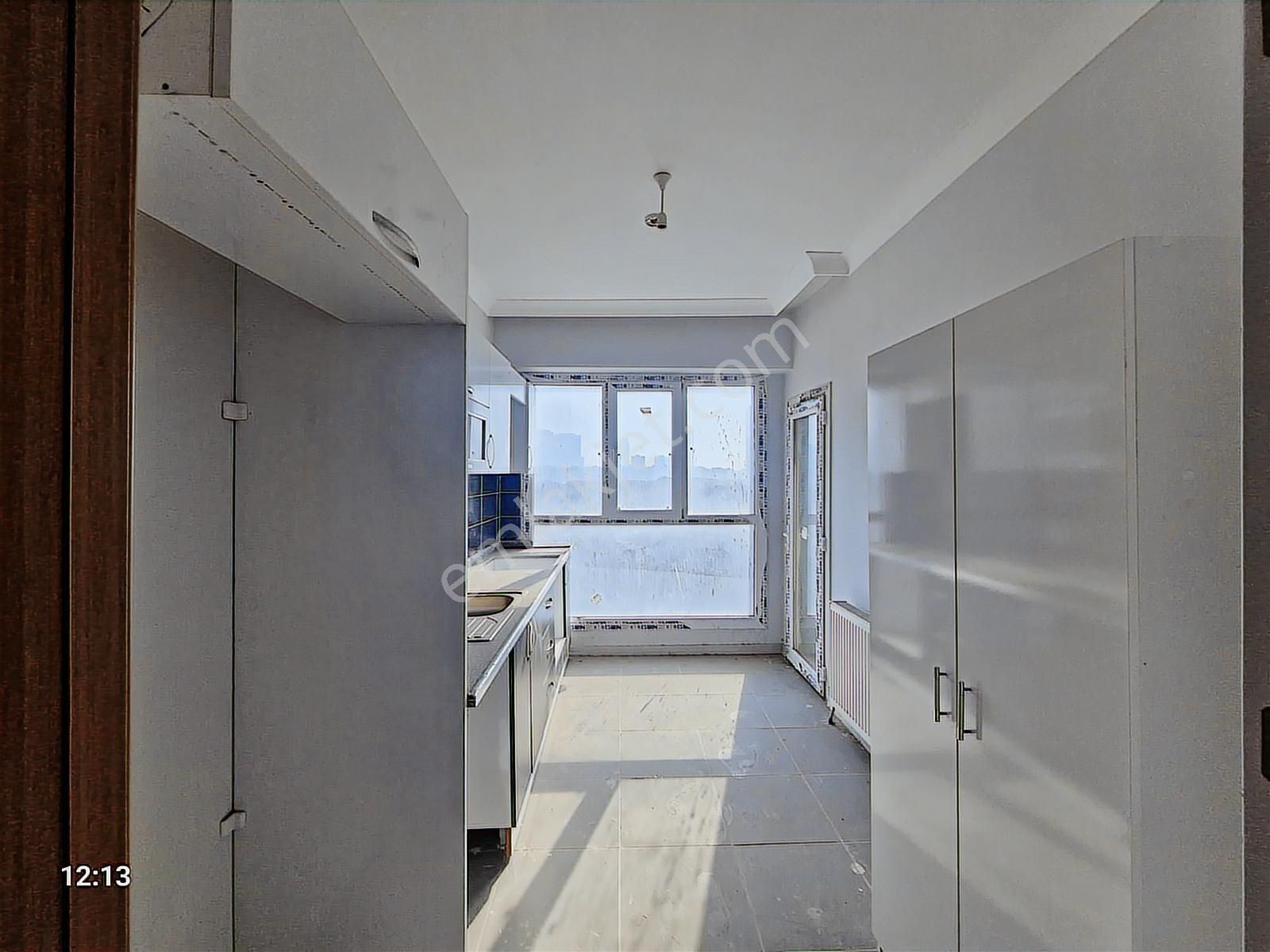 Bahçeşehir Hayatpark 2 Satılık 2+1 Daire - Görsel 3