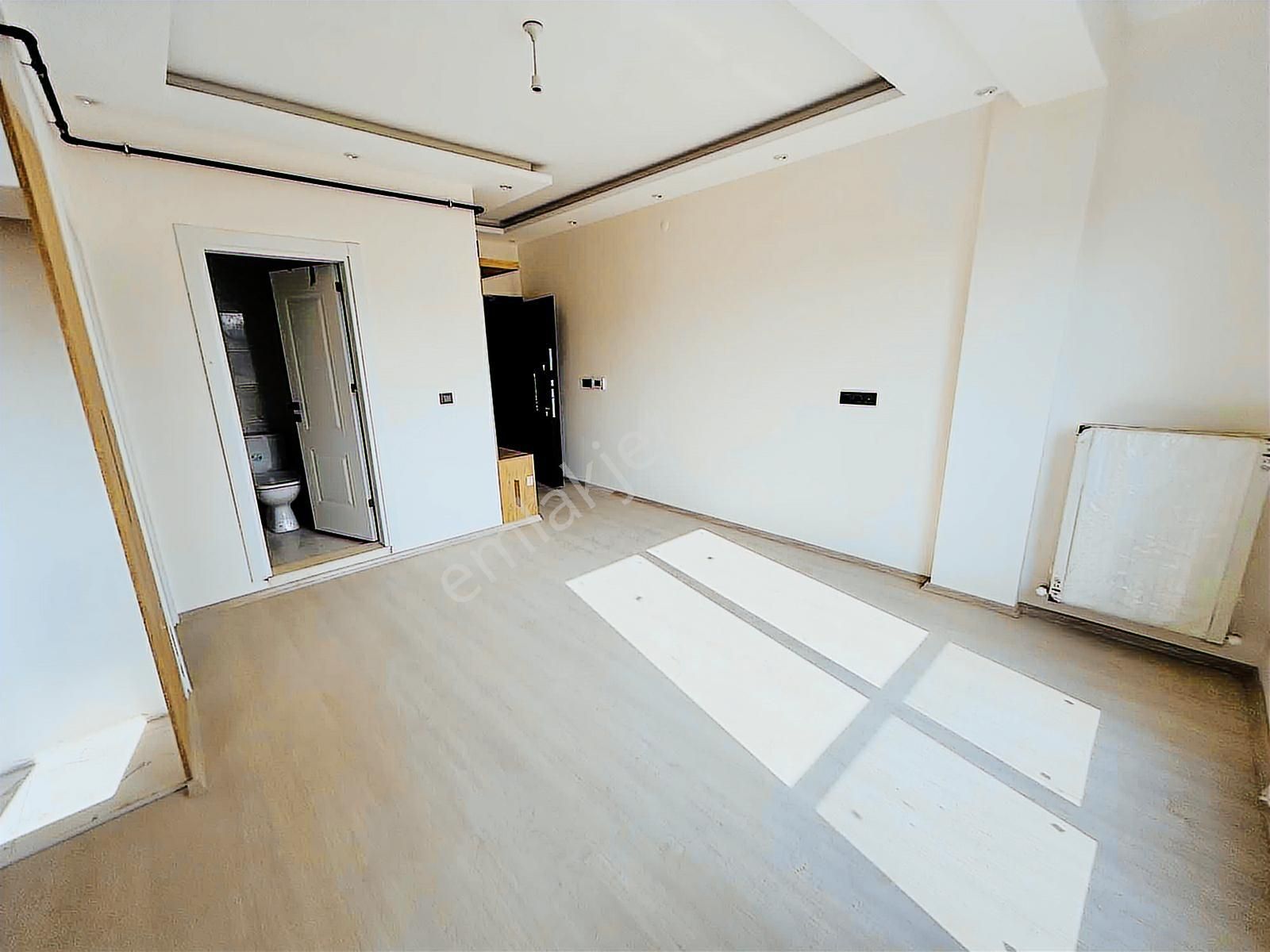 Asil Emlak'tn Muradiye'de Site İçersinde 1+1 Satılık Daire - Görsel 3