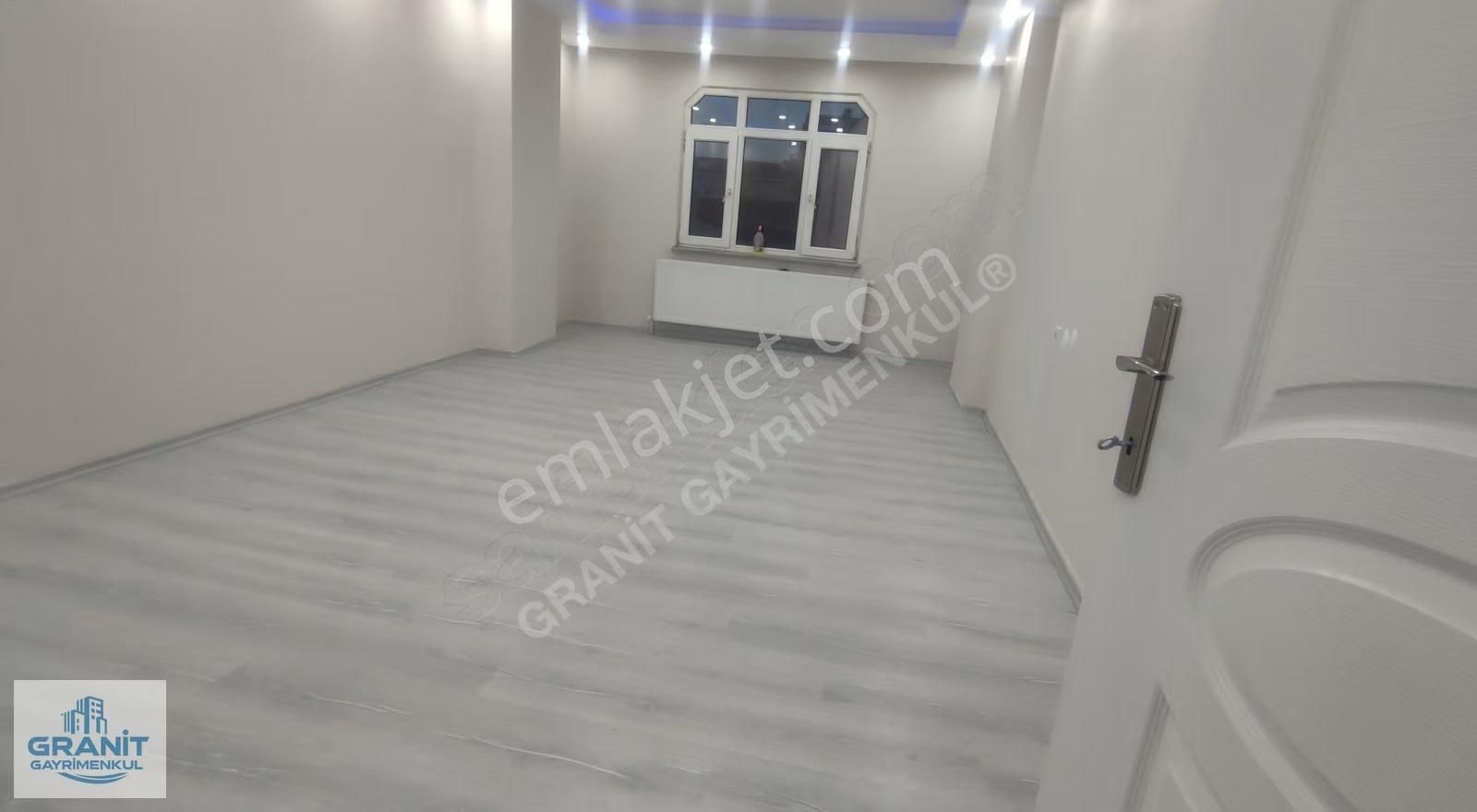 Granit Gayrimenkul'den 2+1 90 M2 Tadilatları Yapılmış Satılık
