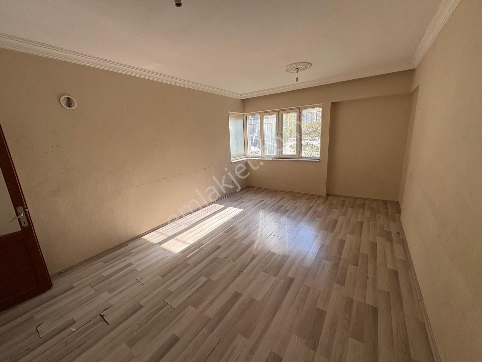 Miray Emlaktan Cumhuriyet Mahallesinde Satılık 3+1 Daire - Görsel 14