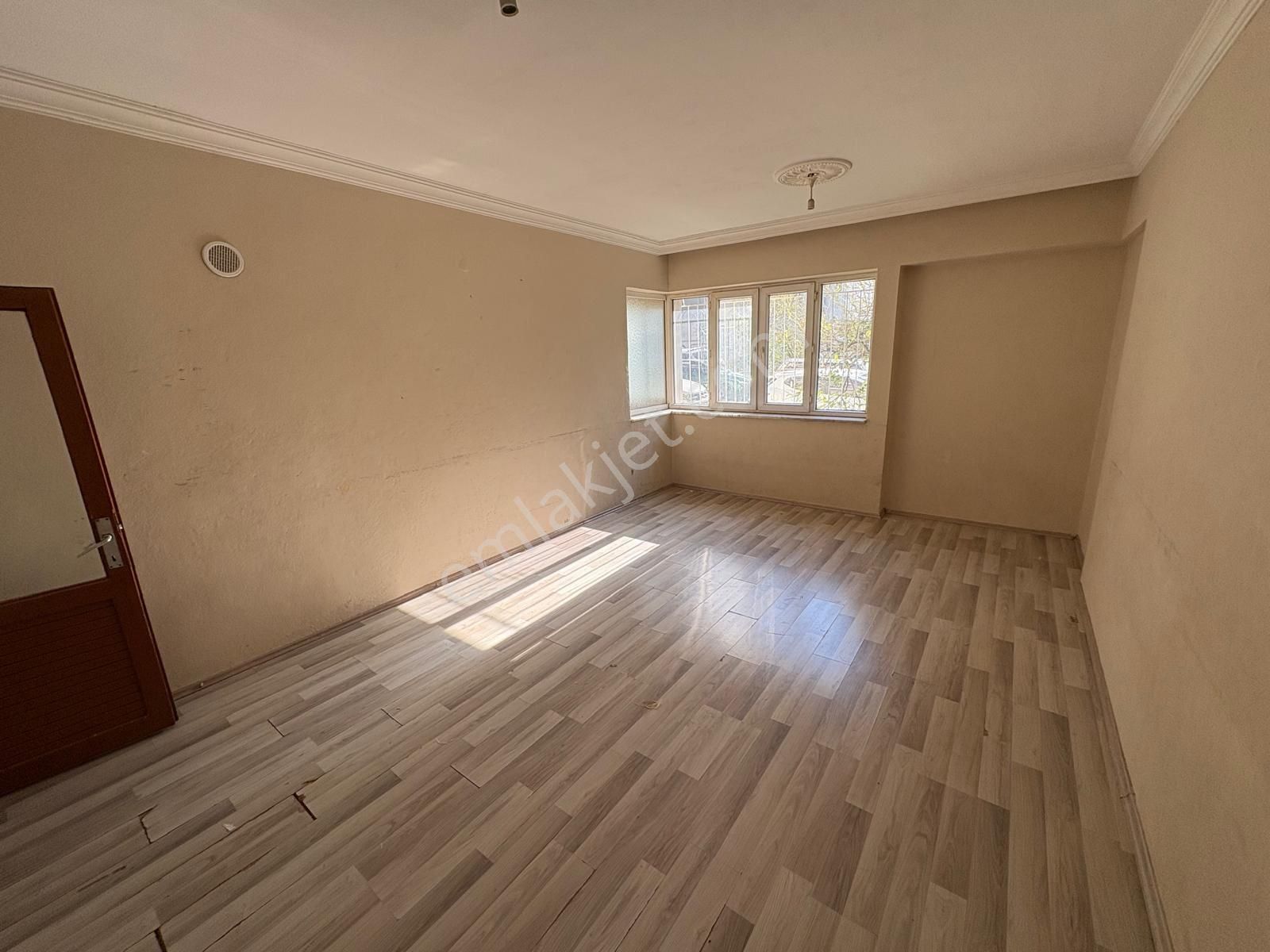 Miray Emlaktan Cumhuriyet Mahallesinde Satılık 3+1 Daire - Görsel 11