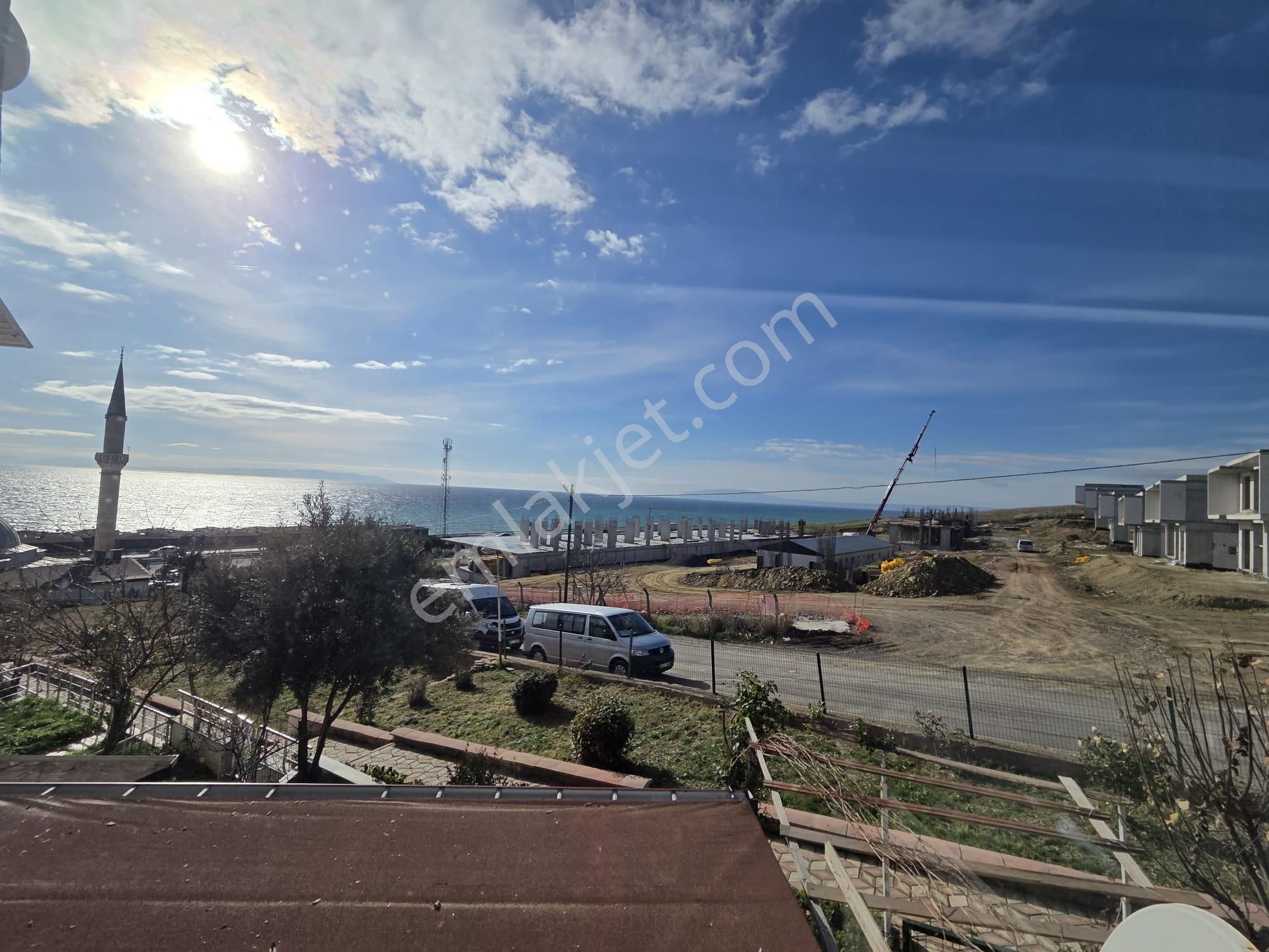 Haydar Emlaktan Yenicede 2+1 Orta Kat,deniz Man.havuzlu Sitede Yazlık - Görsel 19