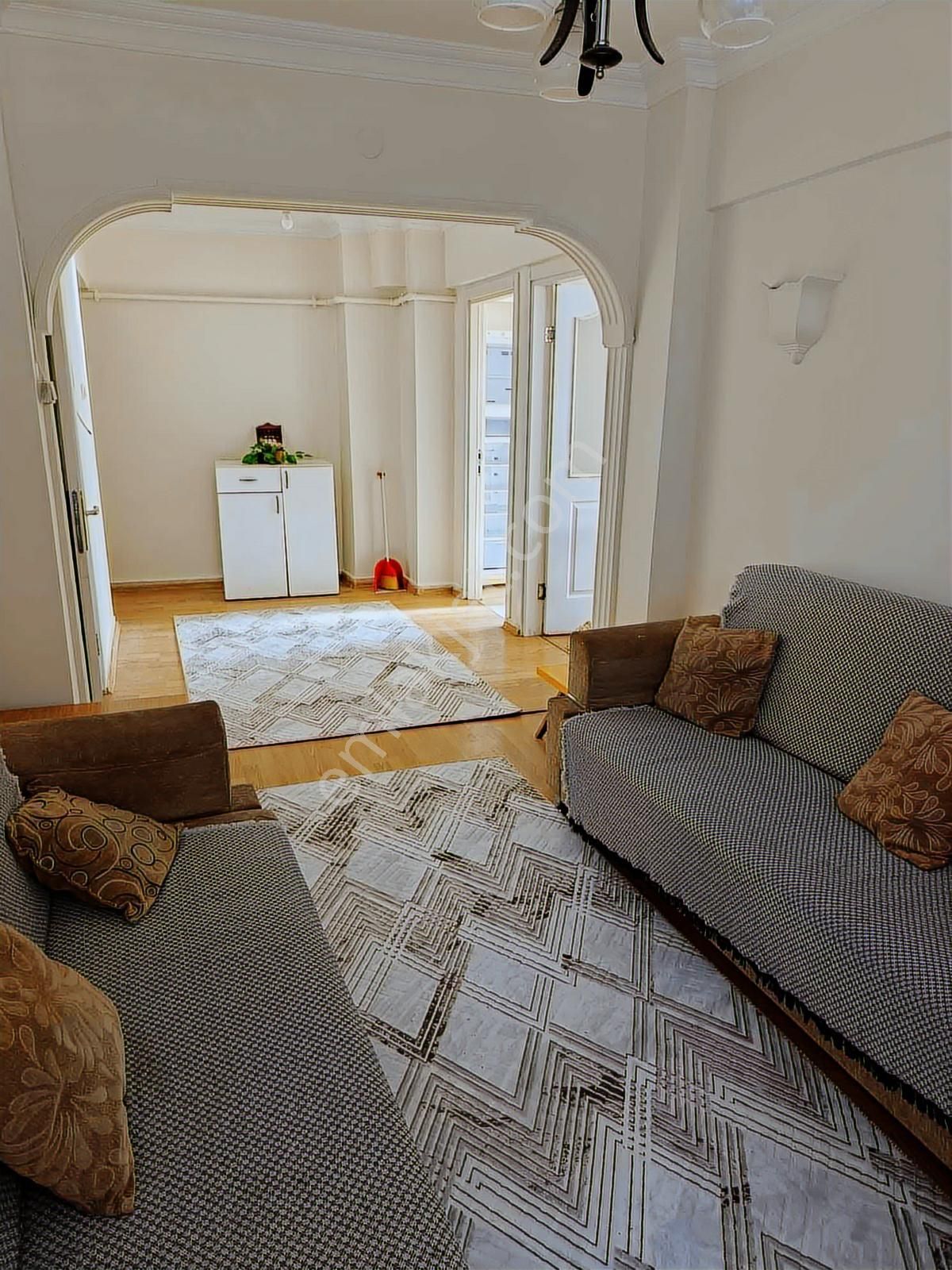 Bahçelievler Mahallesi. Fatih Cad Üzeri Kiralık 2+1 Eşyalı Daire - Görsel 6