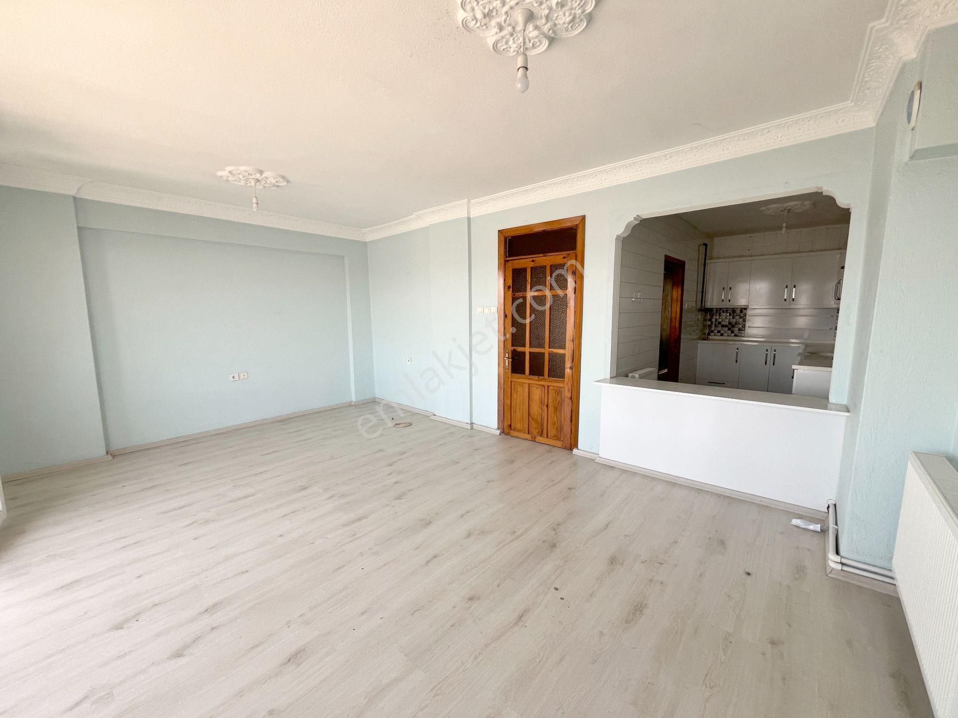 Bayraklı Sevgi Yolunda İzban Yakını Kiralık 3+1 Daire - Görsel 5