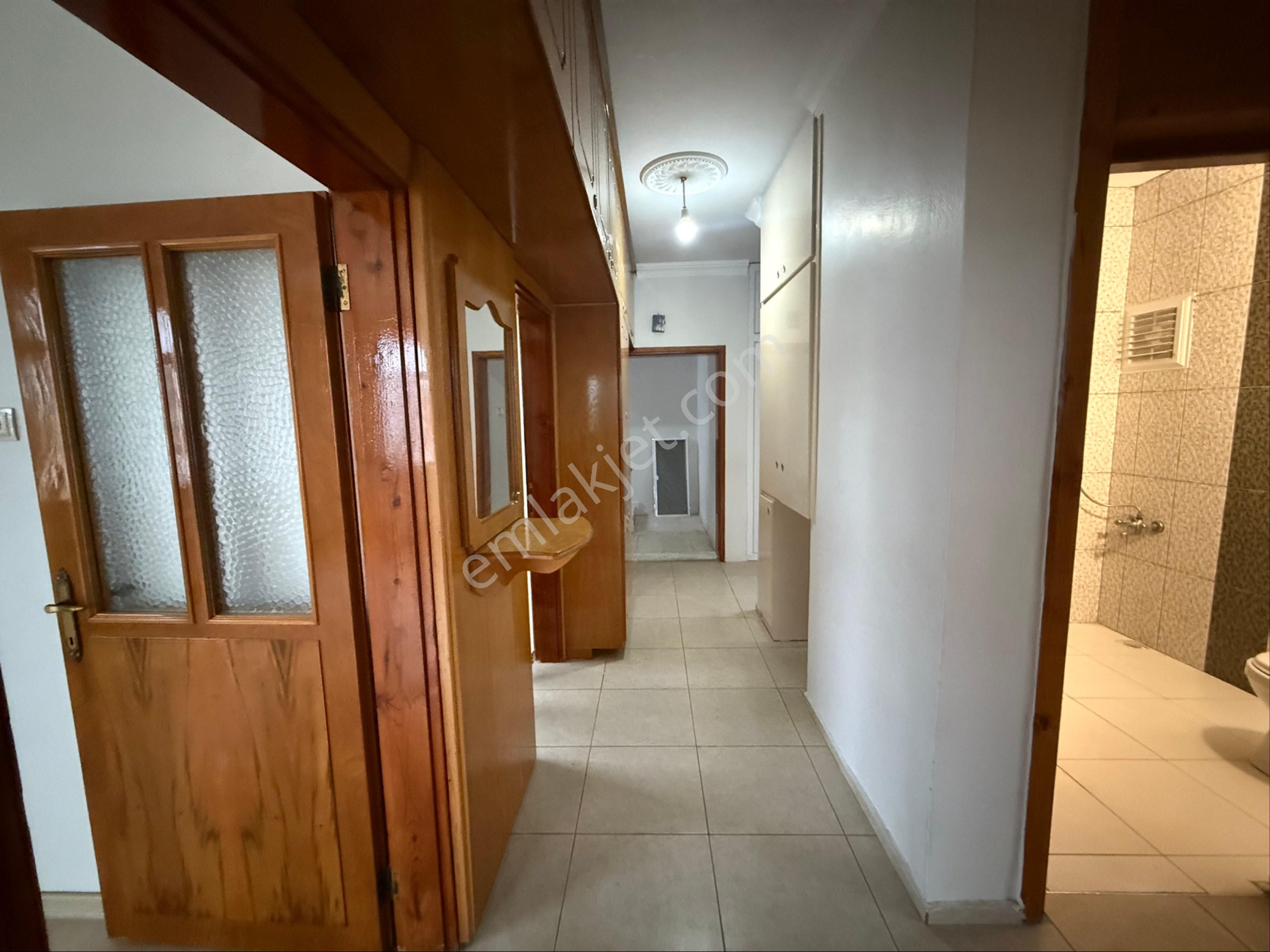 Özkandan Yeşilyurtta Kiralık Petek Kombili 3+1 - Görsel 13