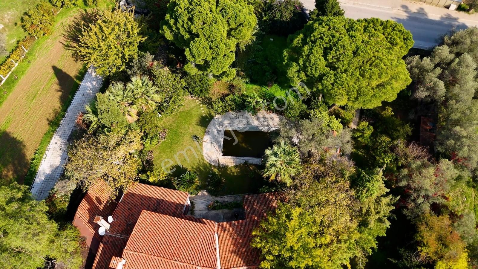 Urla Denizli'de 2913 M2 Arazi İçinde 2 Adet Müstakil Villa - Görsel 25