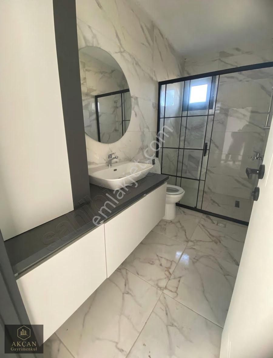 Dereağzı'nda Güney Cephe,cam Teraslı Bahçeli 3+1 Müstakil Villa - Görsel 11