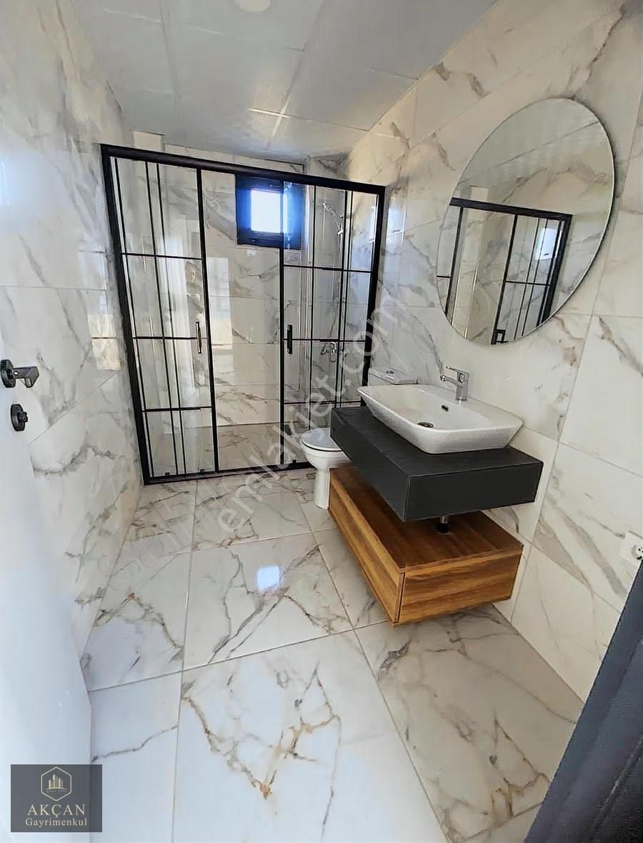 Dereağzı'nda Güney Cephe,cam Teraslı Bahçeli 3+1 Müstakil Villa - Görsel 24