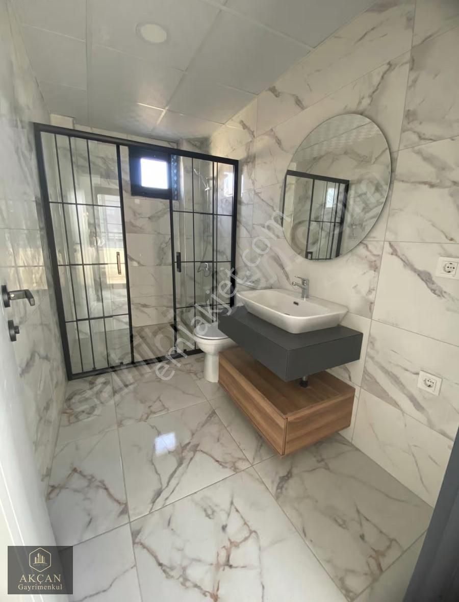 Dereağzı'nda Güney Cephe,cam Teraslı Bahçeli 3+1 Müstakil Villa - Görsel 8