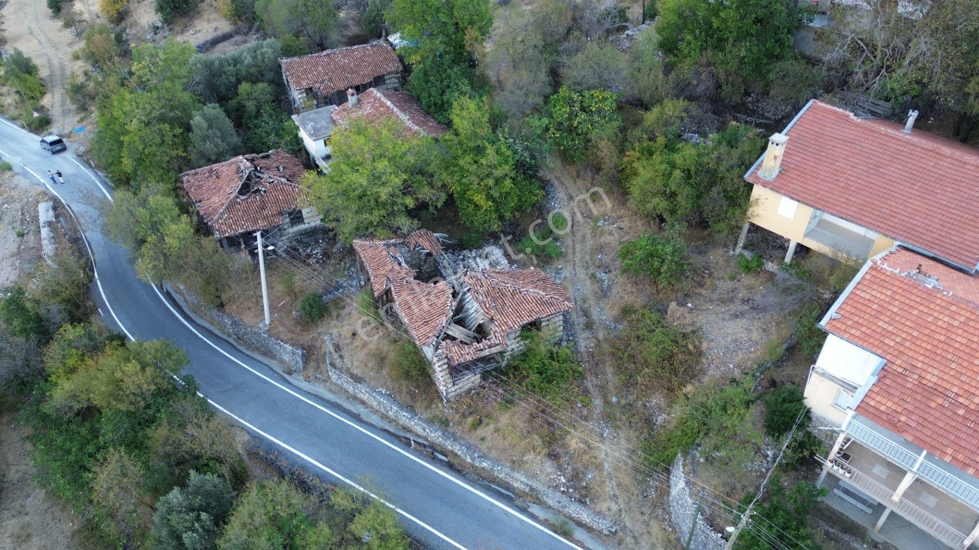 Antalya Akseki Geriş Mahallesinde 363 M Satılık Arsa Yol Cepheli Kaçmaz - Görsel 2