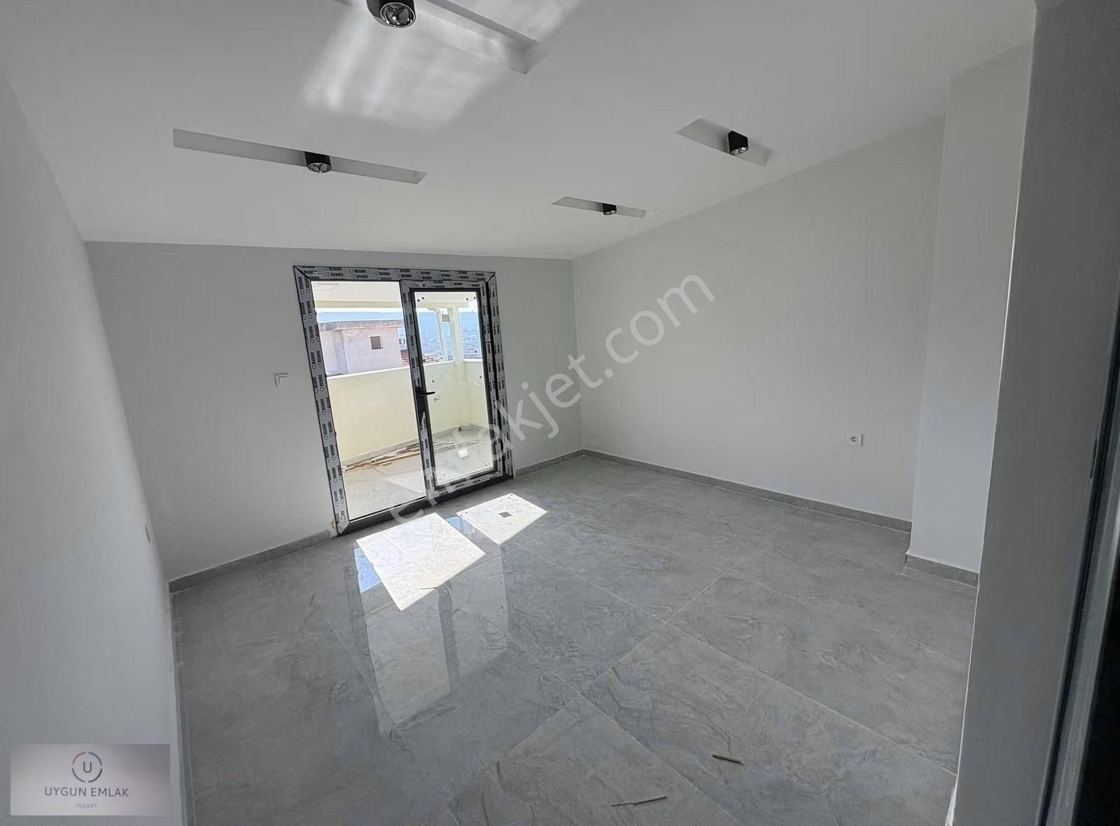 Buca Yenigün Mah.de 3+1 Sıfır Dubleks Satılık Daire