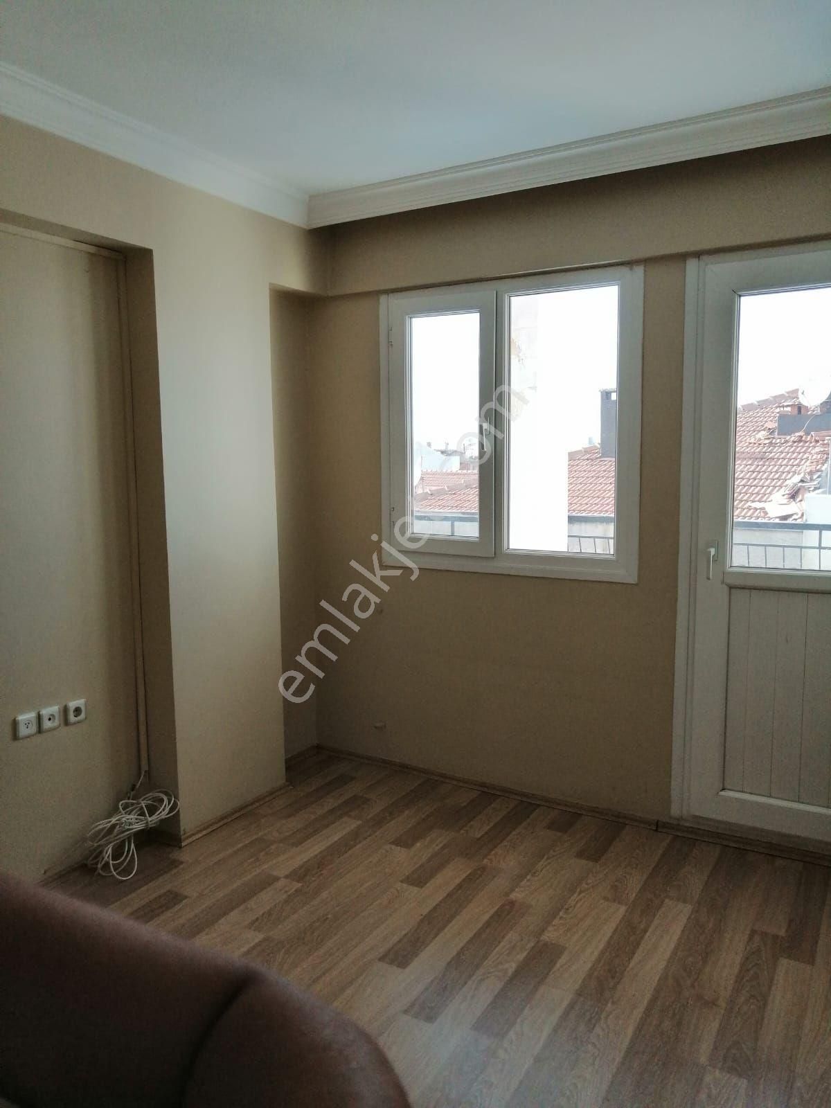 Satılık 2+1 Büyük Teraslı Otoparklı Satılık Yeni Bina - Görsel 4