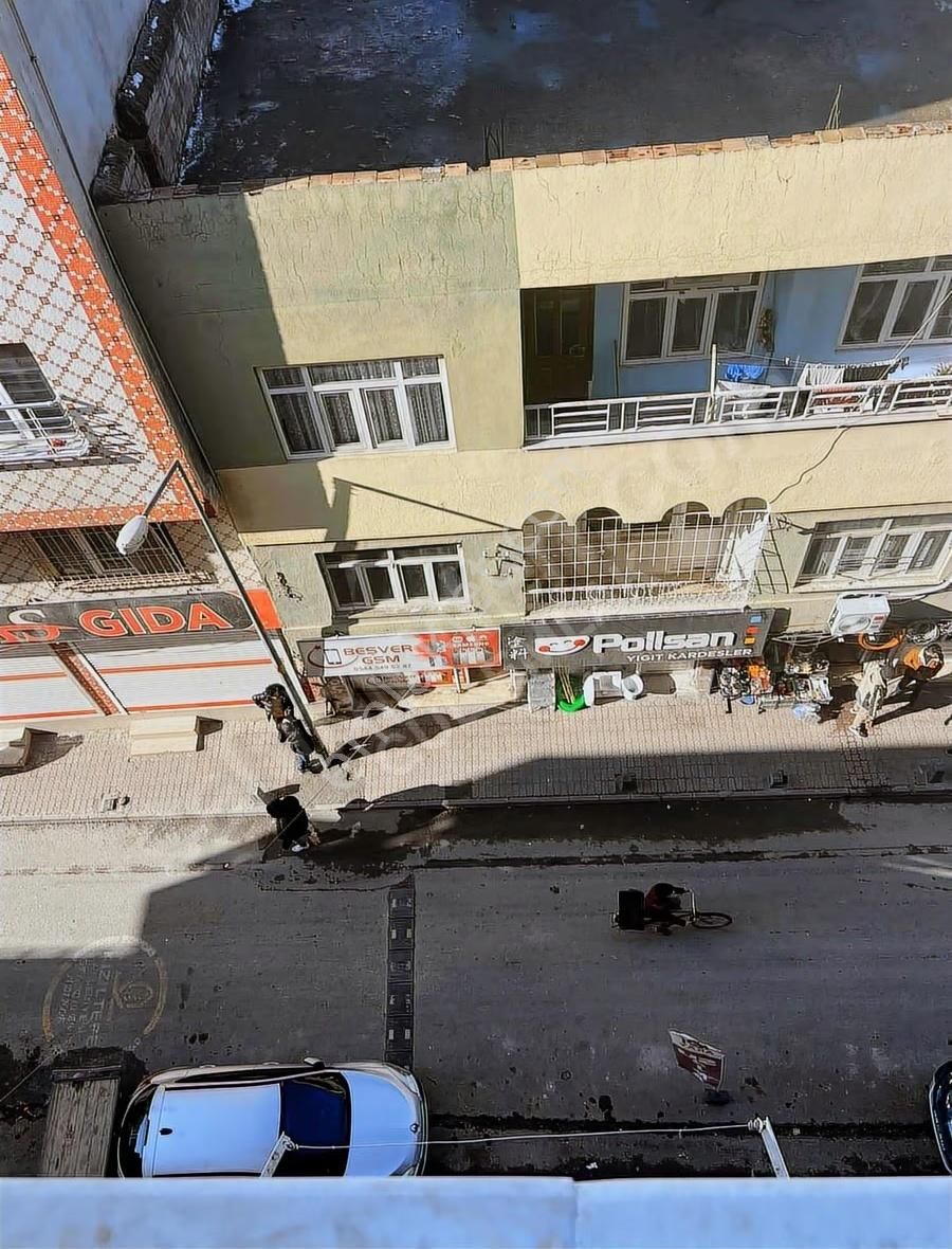 Gül Emlak Çarşı Merkezinde Satılık Daire - Görsel 7